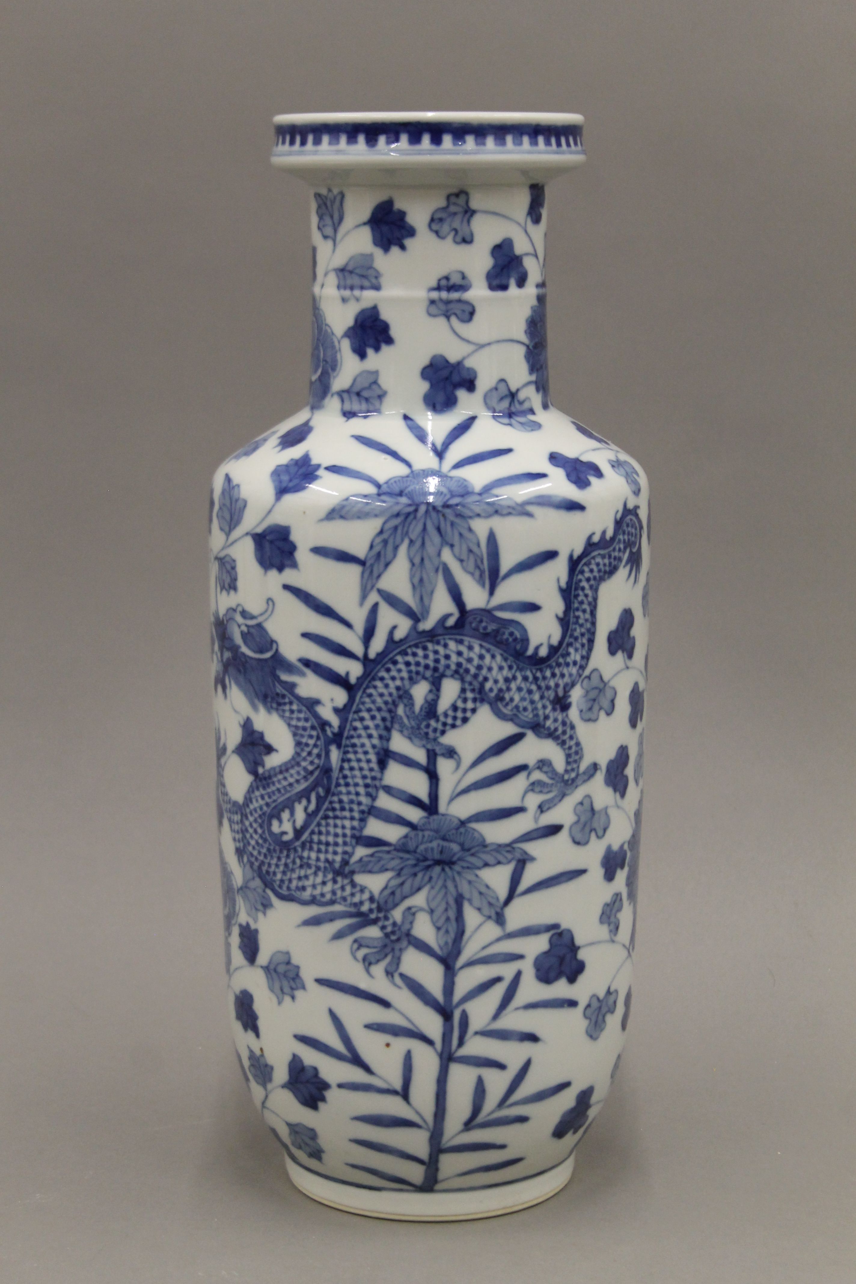 A Chinese blue and white porcelain Rouleau vase. 37 cm high. - Image 2 of 12