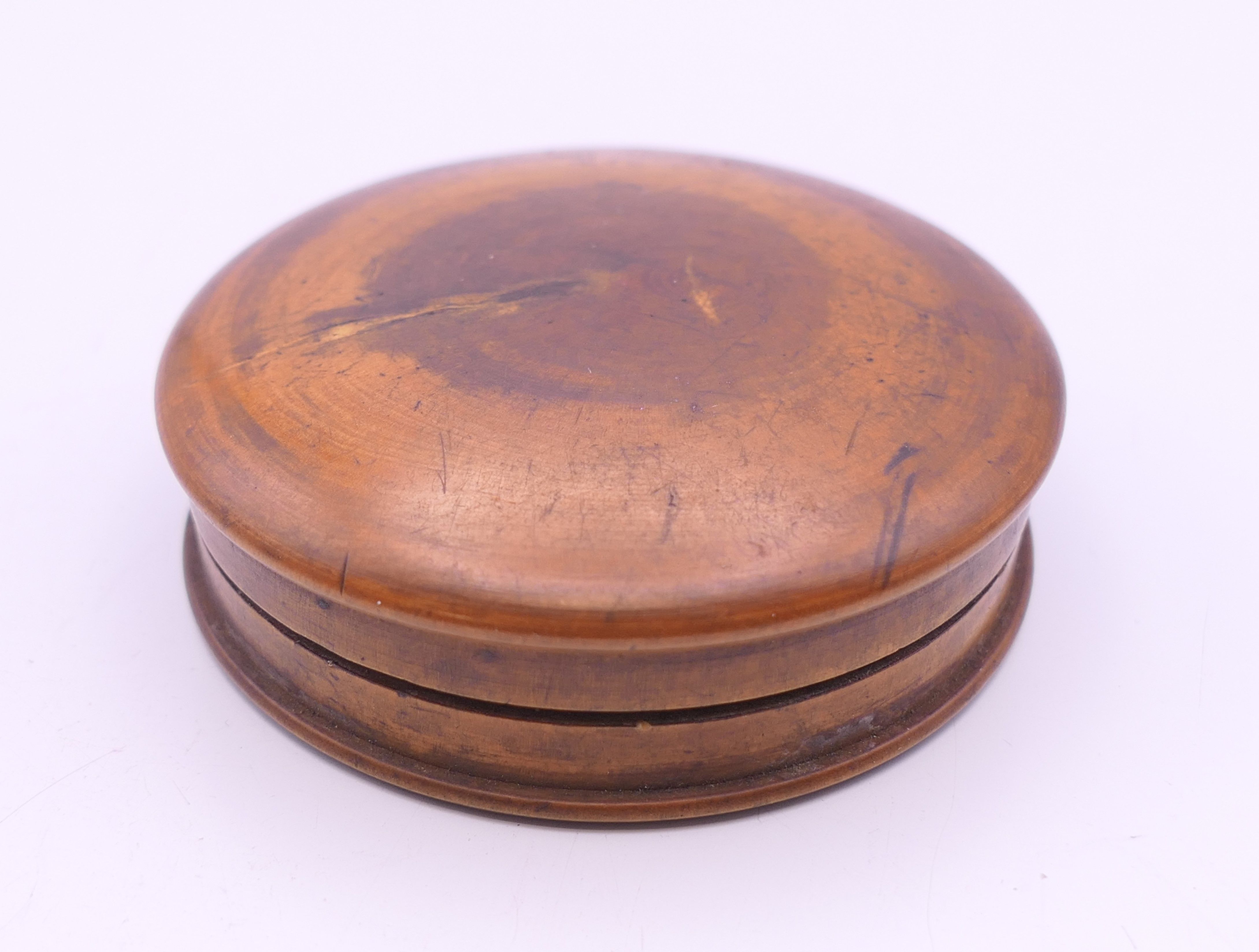 A vintage wood cased pocket sundial and compass, A W Gamage Ltd, Holborn, - Image 10 of 10