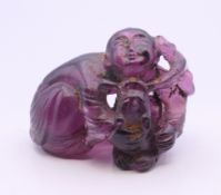 A small Chinese carving. 4.5 cm wide.