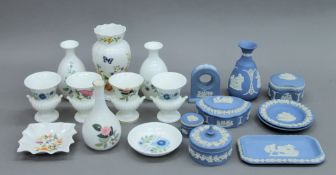 A collection of Wedgwood, blue and white ceramics and Aynsley porcelain.