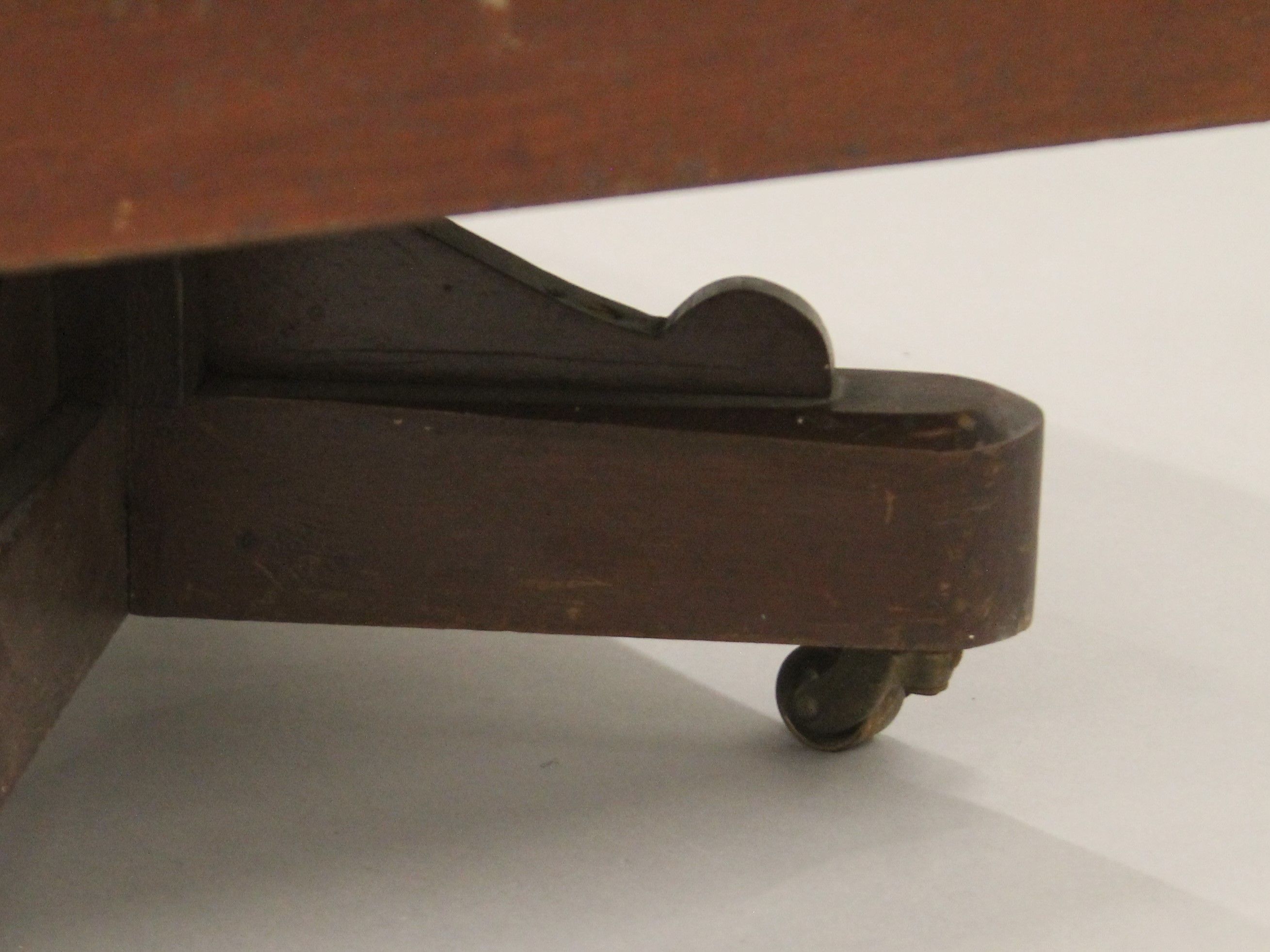 A Victorian inlaid mahogany revolving bookcase. 47.5 cm square. - Image 5 of 6