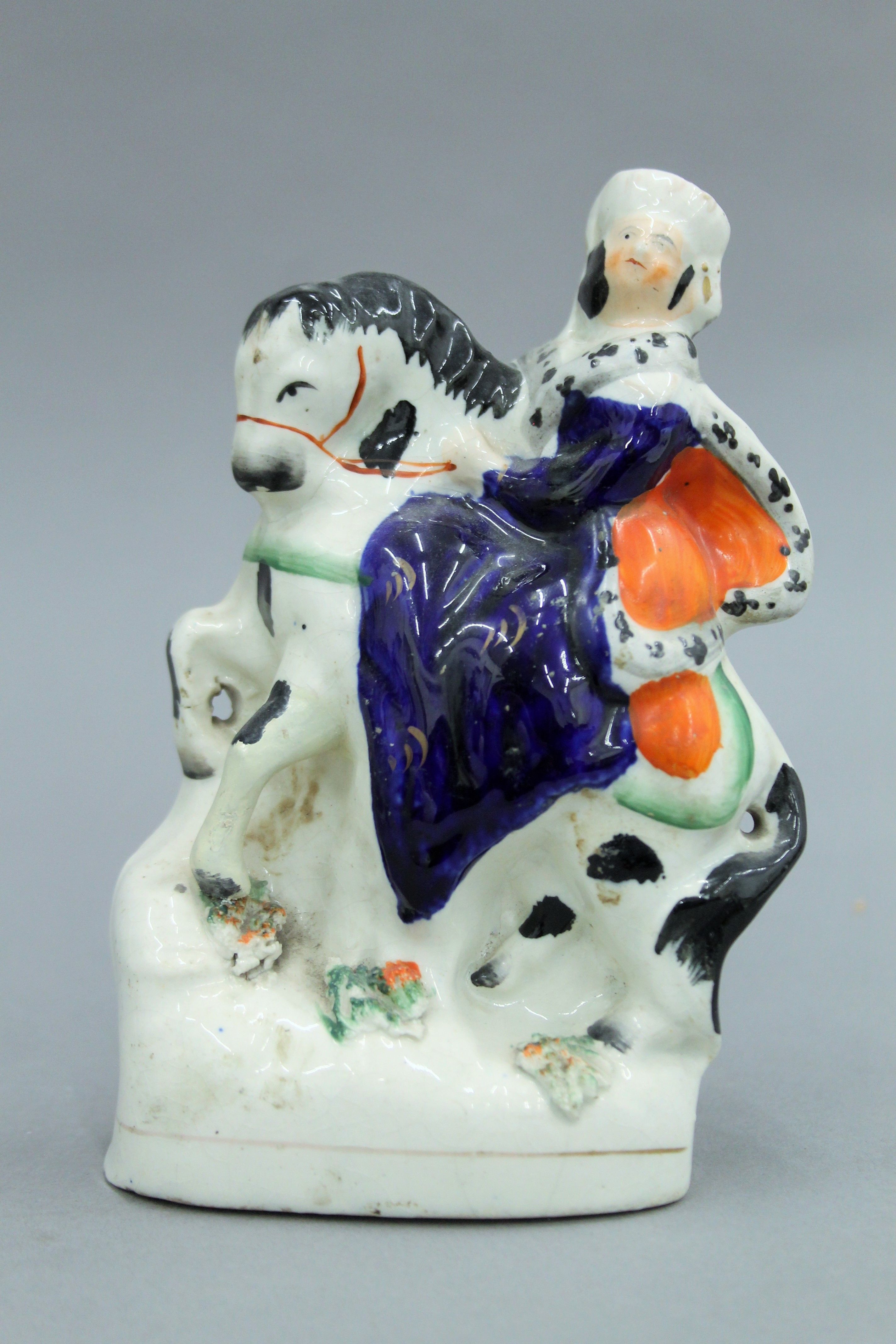 A collection of 19th century Staffordshire figures, etc. The largest 25 cm high. - Image 6 of 17