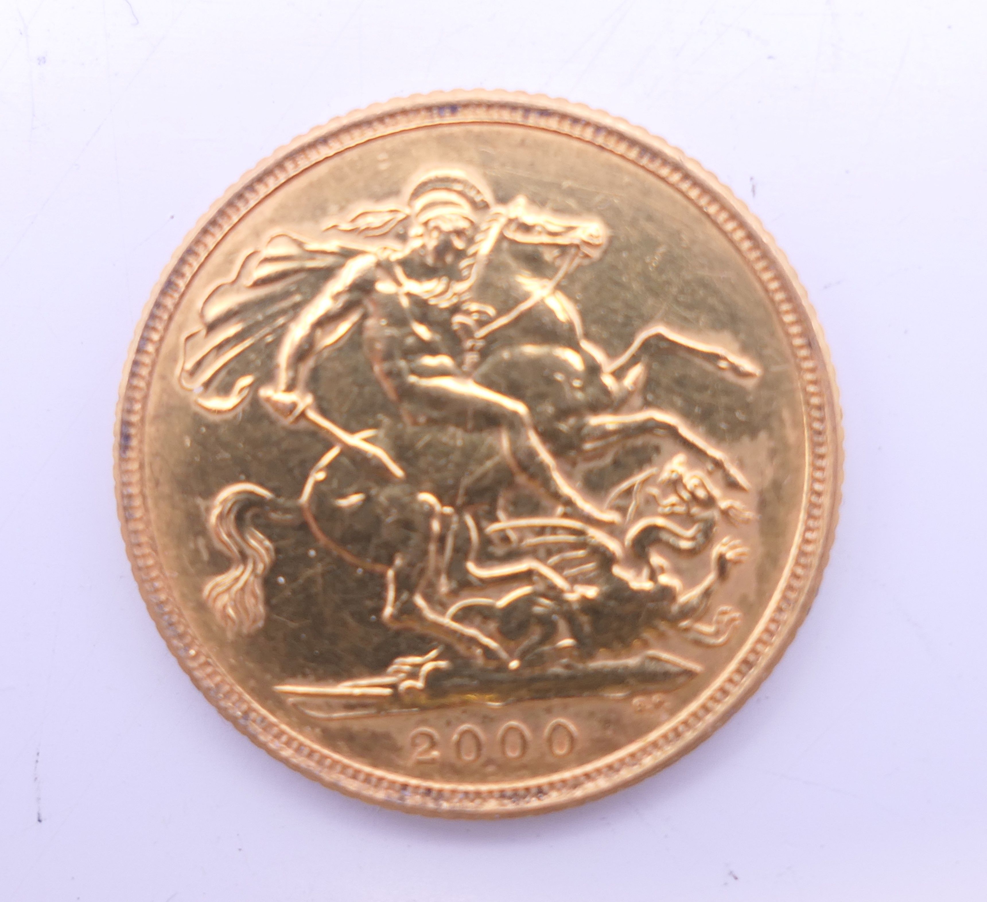 A 2000 gold sovereign. - Image 2 of 2