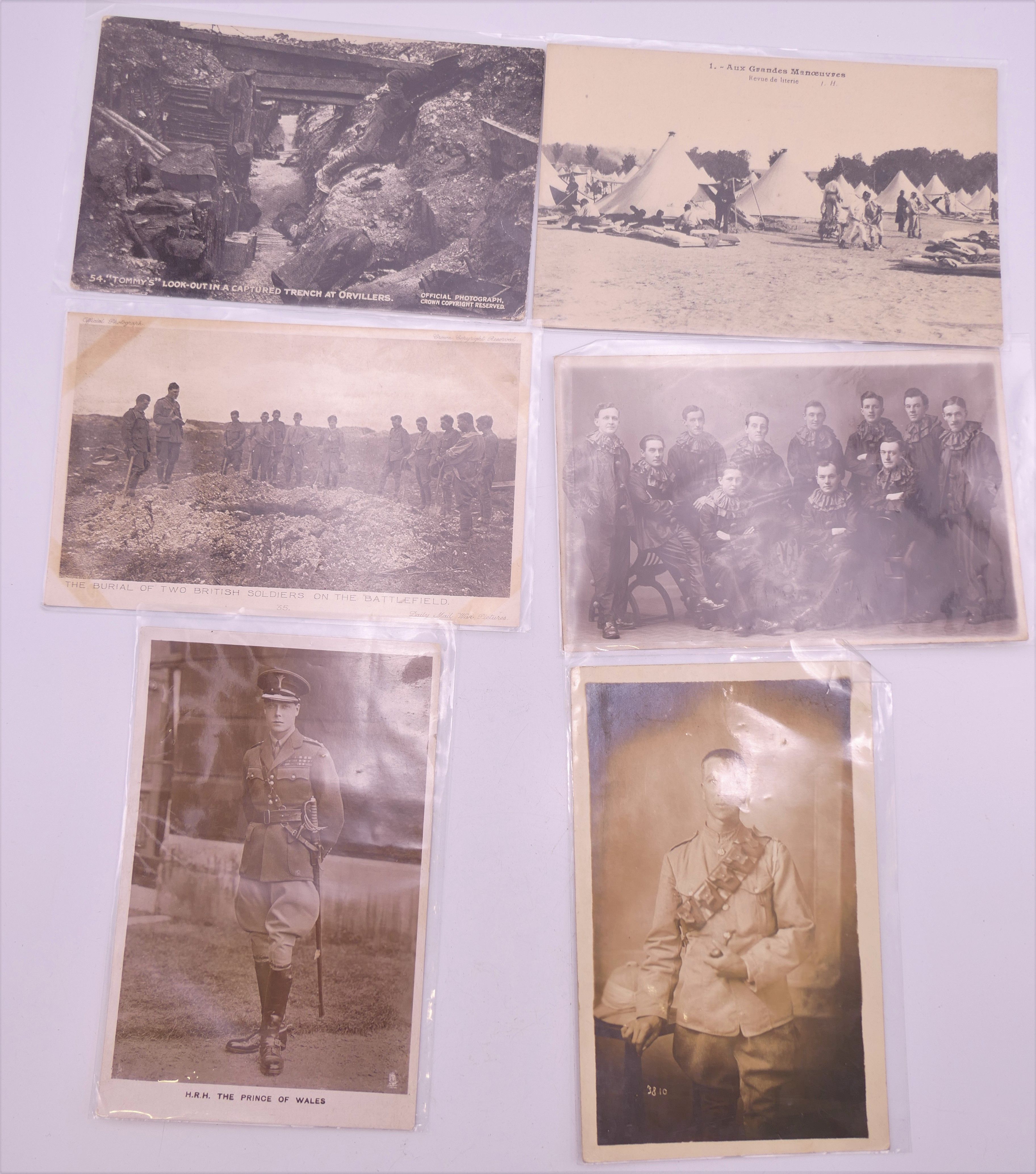 A quantity of vintage postcards, including WWI examples. - Image 2 of 10