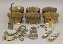 A quantity of various metalware, including six small jardiniere's (each 17 cm wide), an opium pipe,