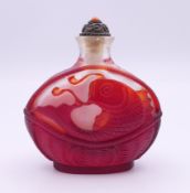 A Chinese cameo glass snuff bottle. 6.5 cm high.