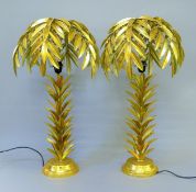 A pair of palm tree lamps. 75 cm high.