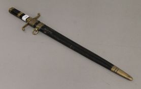 A 19th century Naval short sword. 58.5 cm long.
