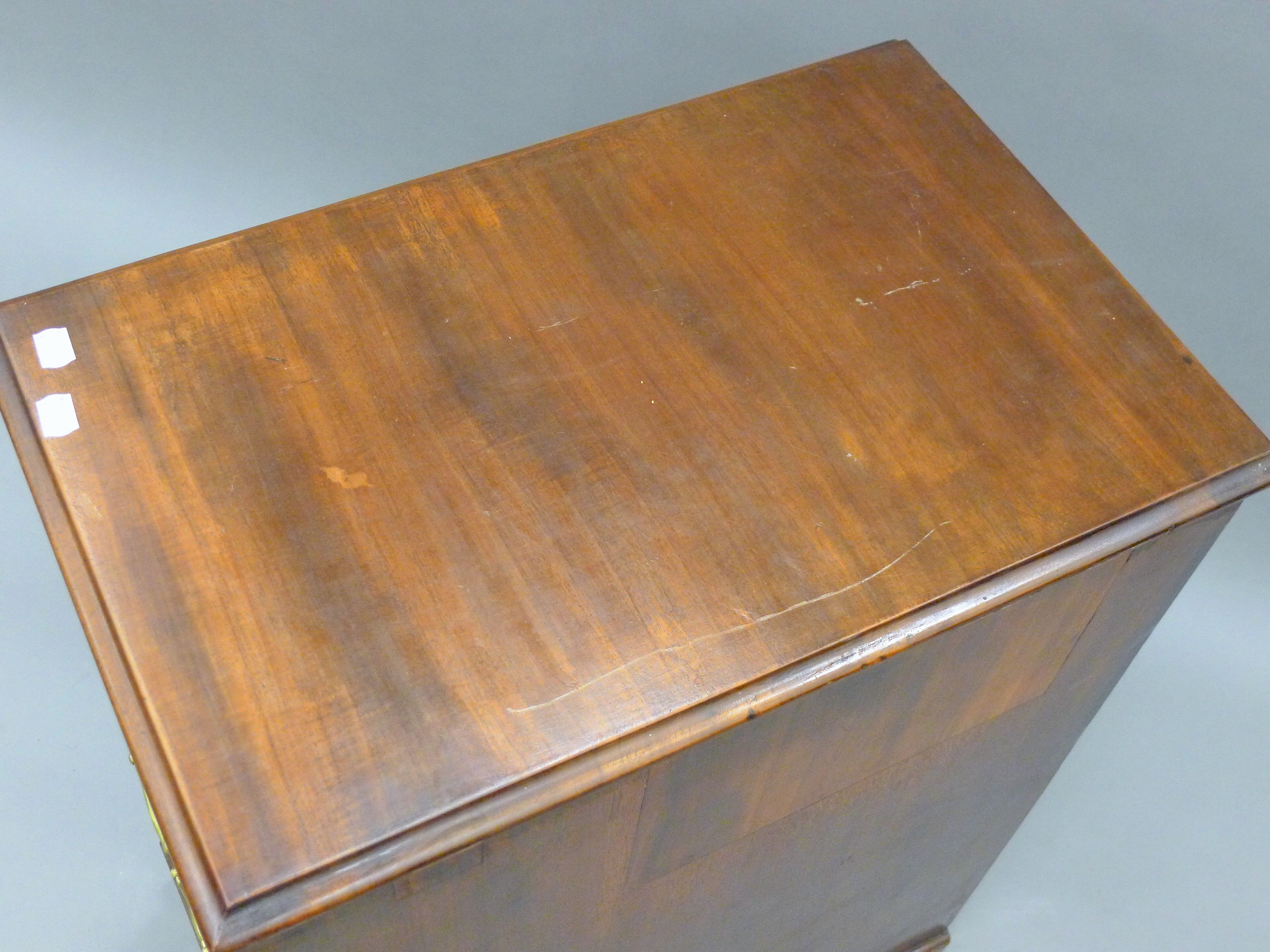 An Edwardian mahogany bank of drawers. 37.5 cm wide. - Image 6 of 7