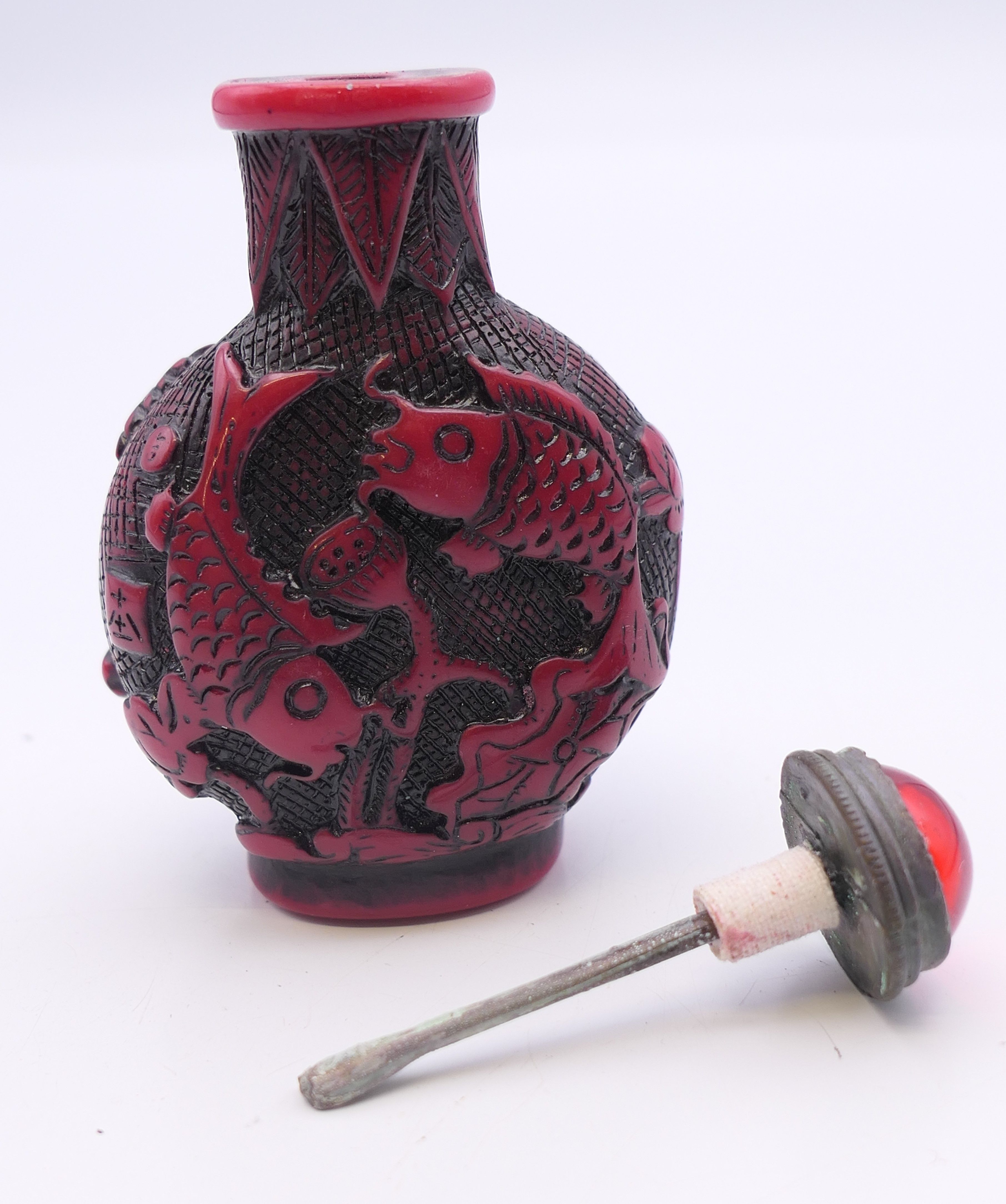 A snuff bottle. 7.5 cm high. - Image 5 of 5