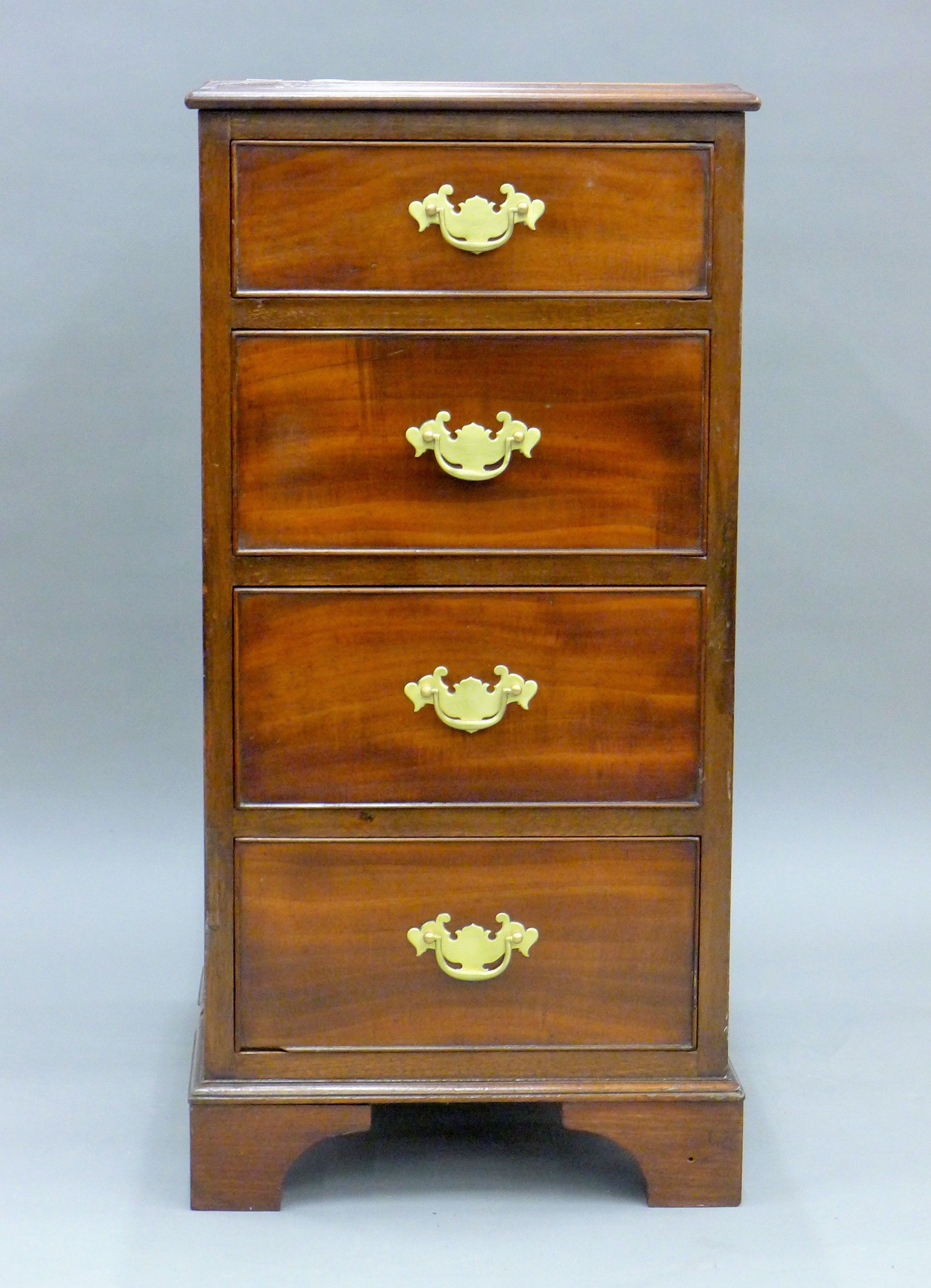 An Edwardian mahogany bank of drawers. 37.5 cm wide. - Image 2 of 7