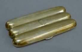 A silver triple cigar case. 11.5 cm long. 86.7 grammes.