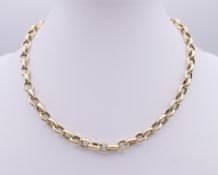 A 9 ct gold necklace. 35.5 cm long. 22.1 grammes.