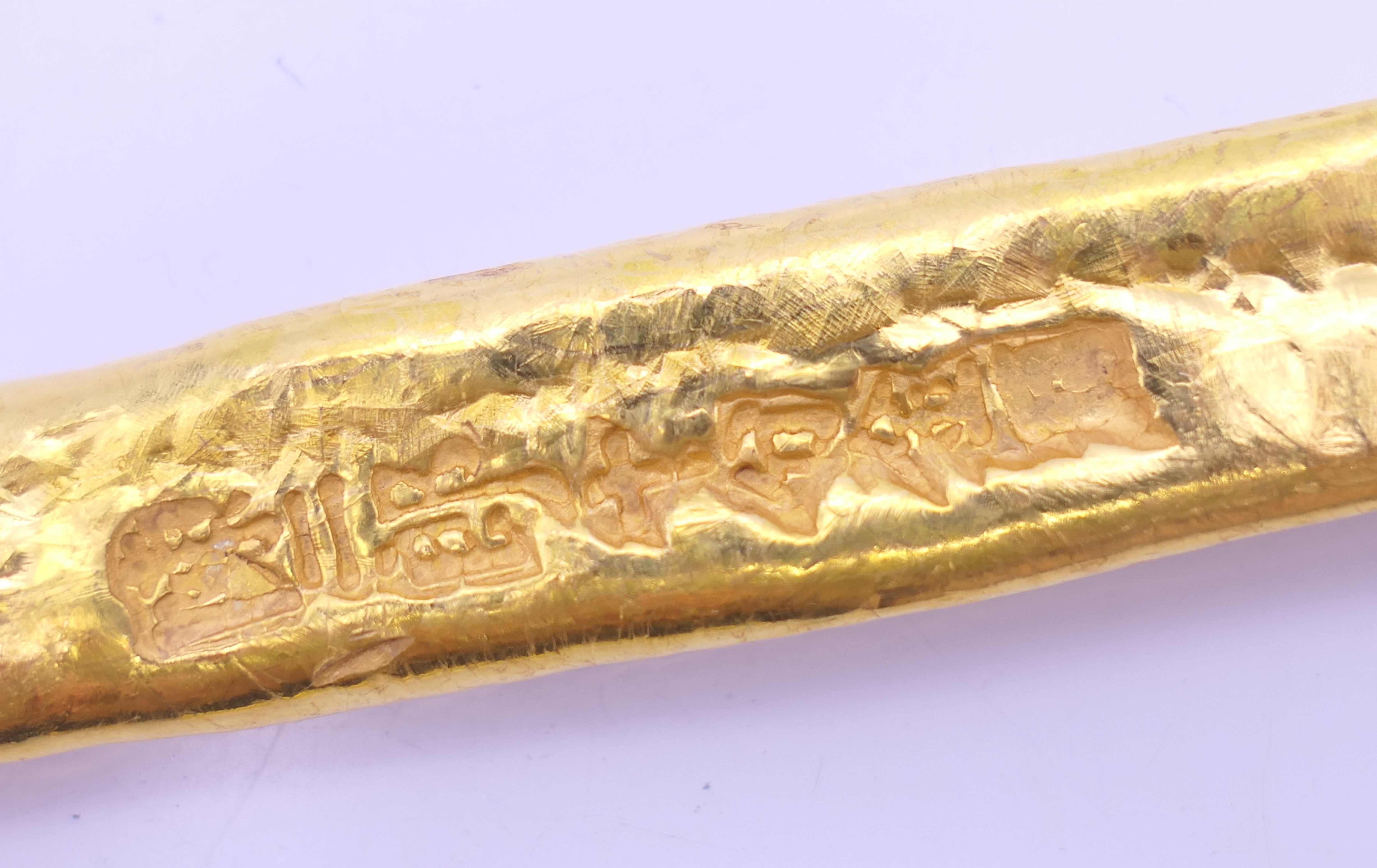 Three Chinese gold coloured bar scroll weights. The largest 12 cm long. - Image 6 of 8