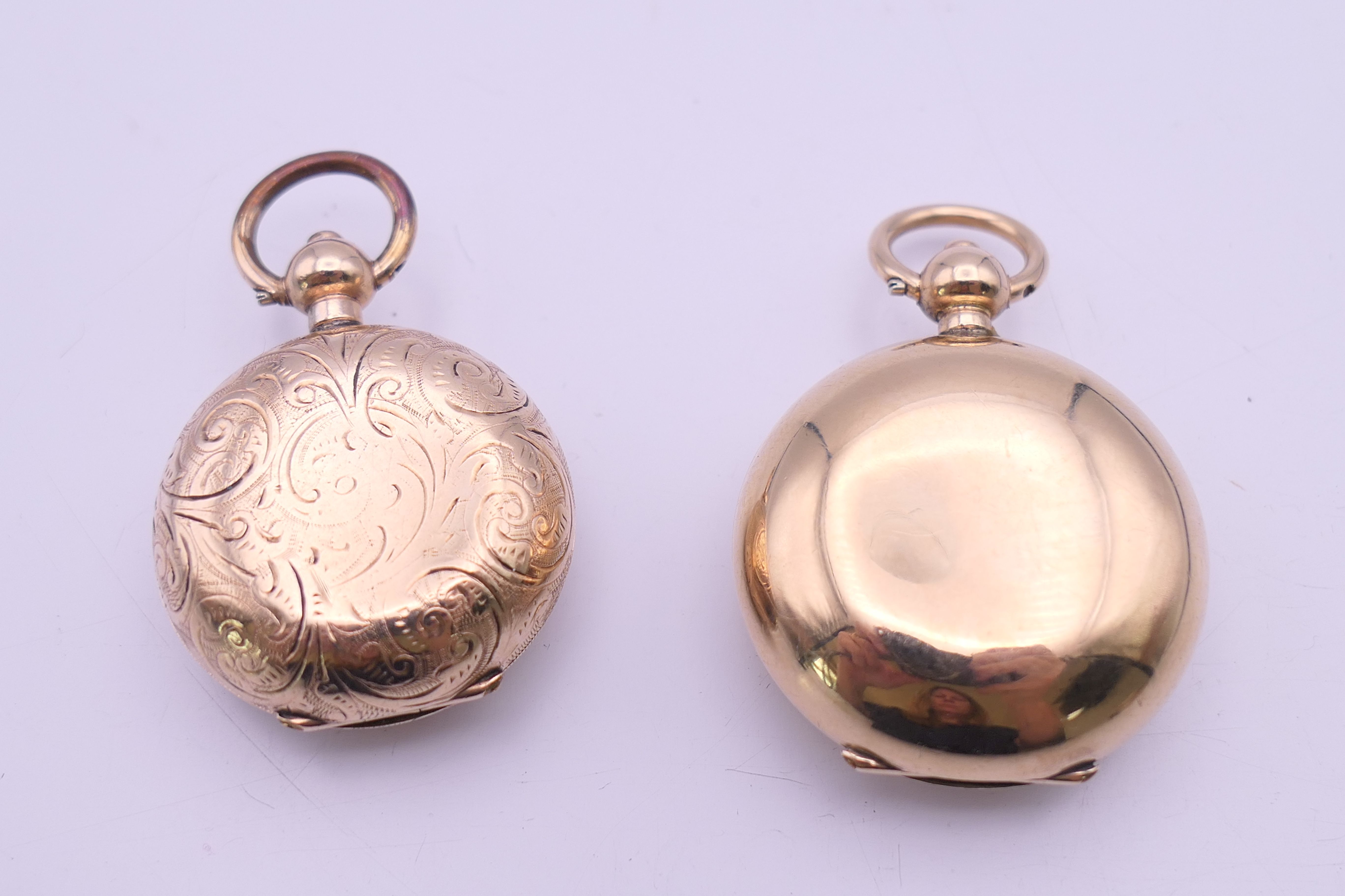 Two gold plated sovereign cases. The largest 3.25 cm diameter. - Image 2 of 13