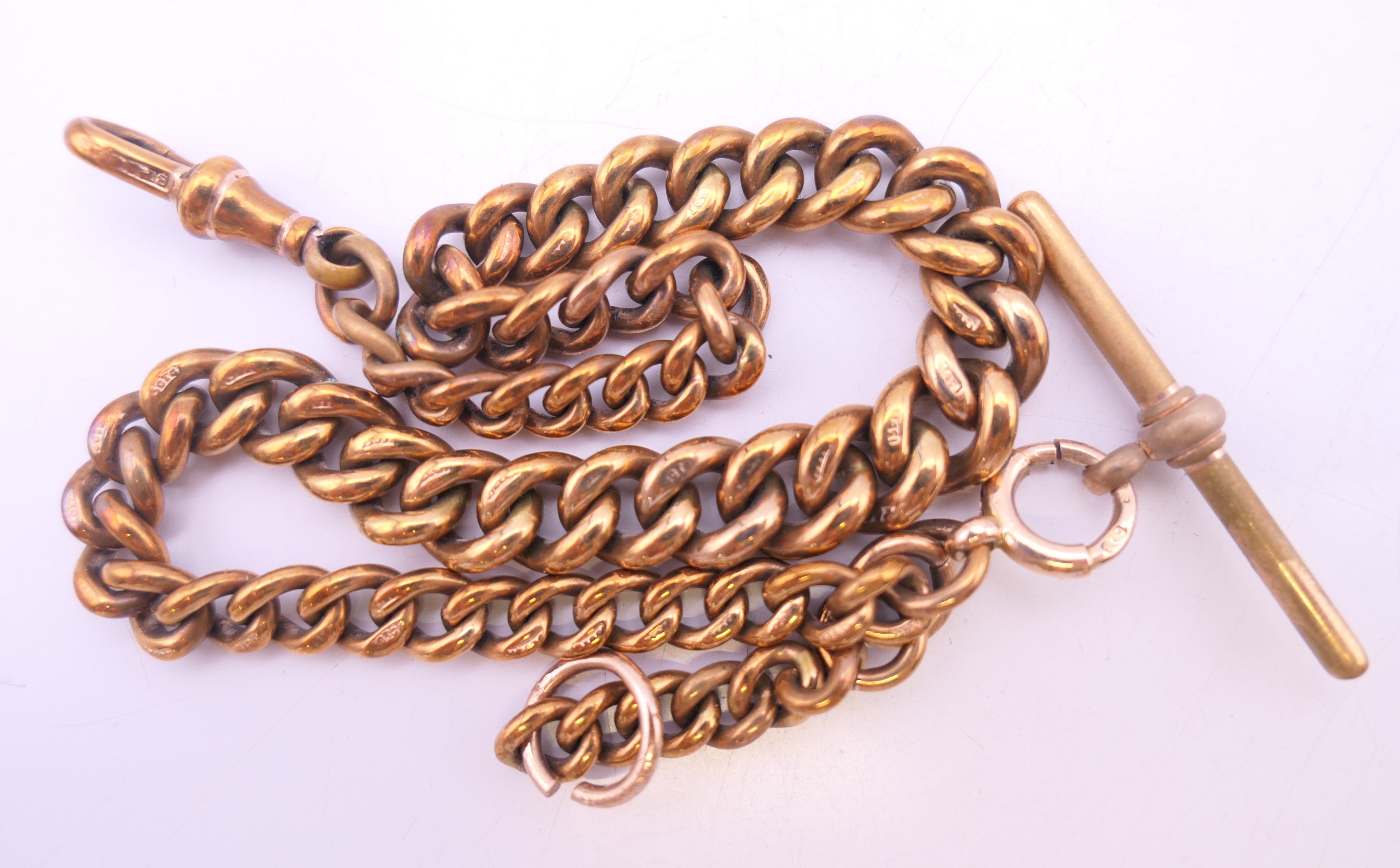 A gold plated curb link watch chain with T-bar. 31 cm long. - Image 2 of 6
