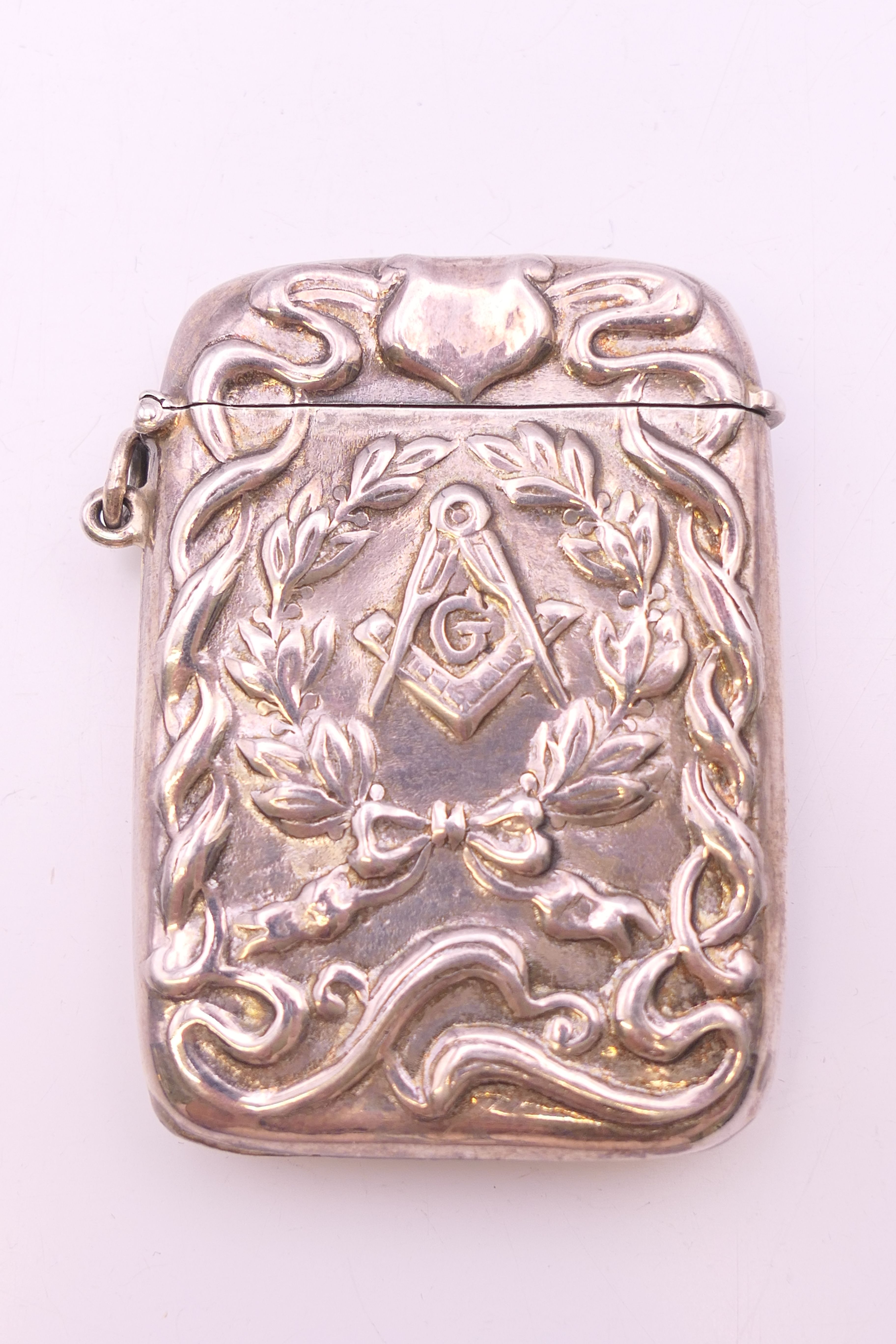 A sterling silver 925 Masonic vesta case. 4 cm wide. 40.7 grammes.