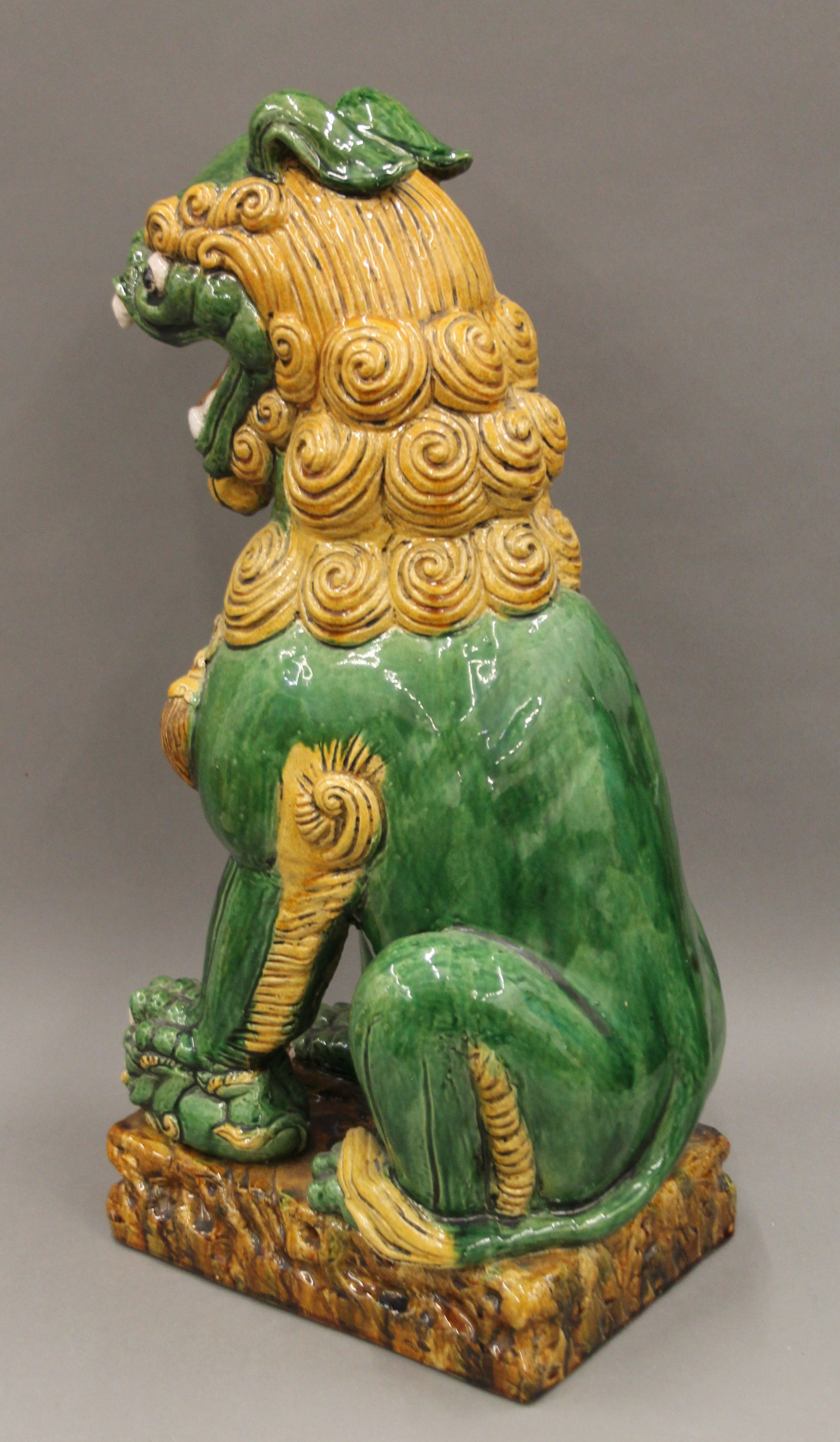 A large Chinese pottery dog-of-fo. 60 cm high. - Image 5 of 6