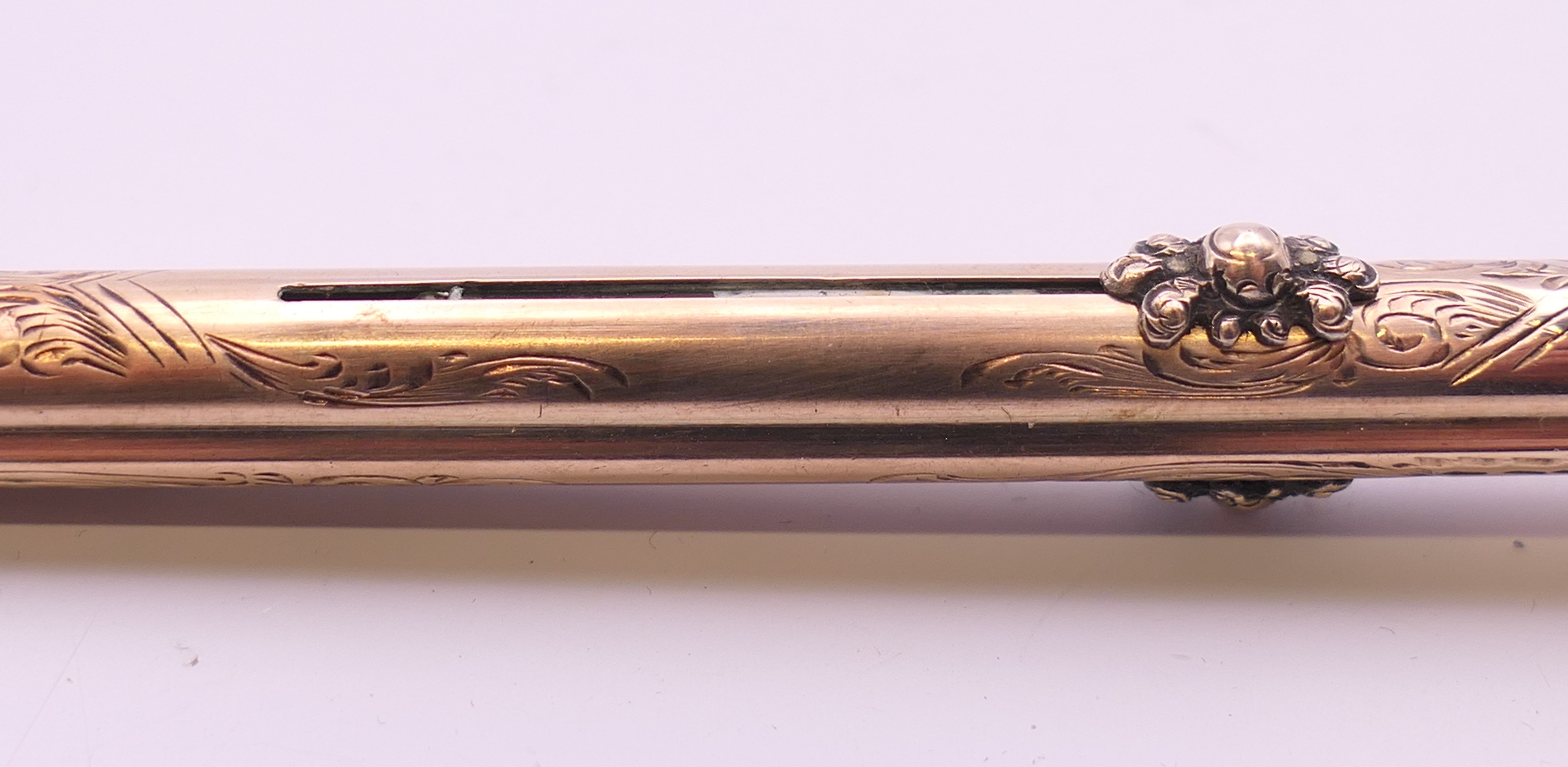 A Victorian combination propelling pen and pencil. 9.5 cm long. - Image 6 of 6