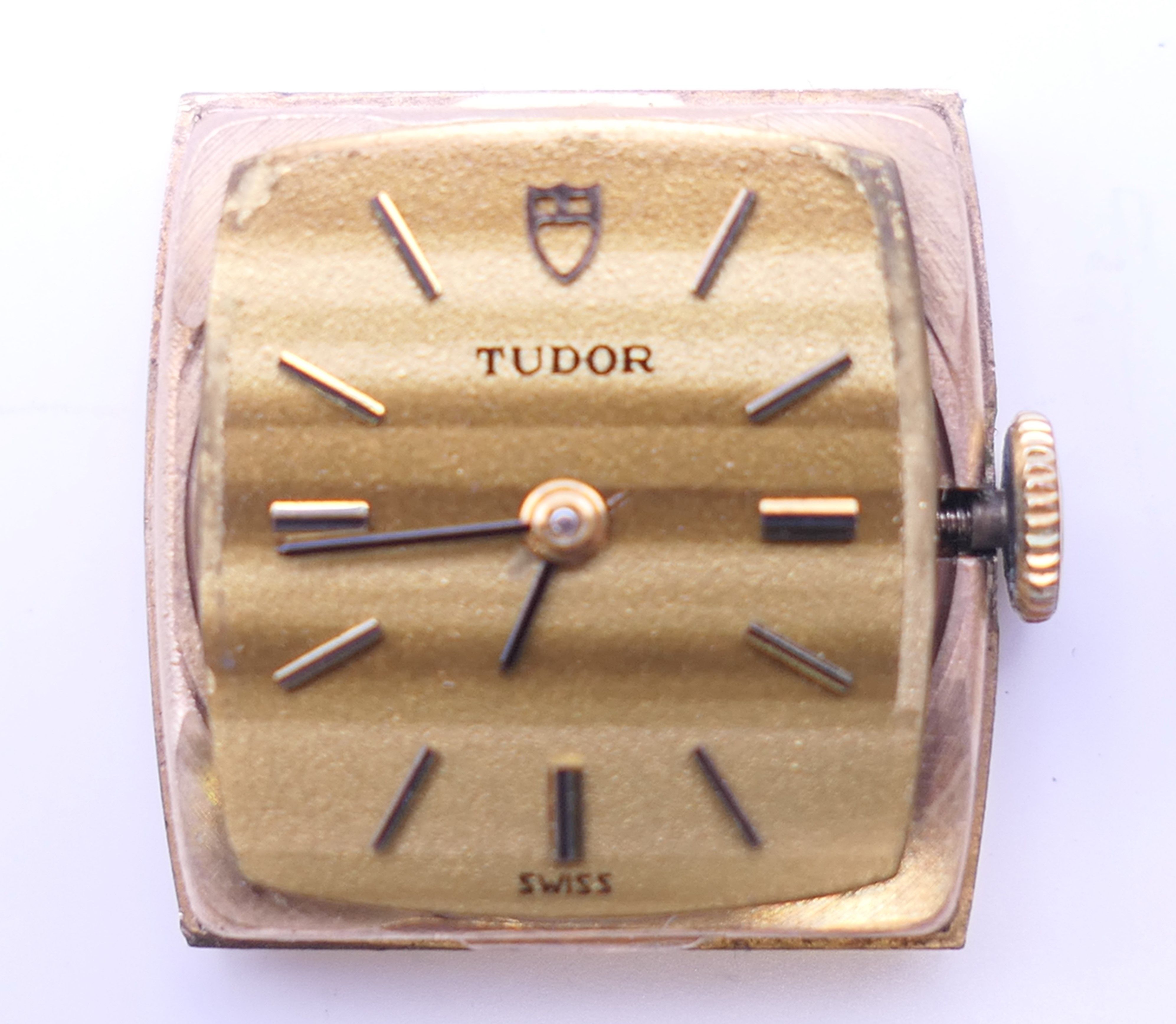 A 9 ct gold ladies Rolex Tudor wristwatch. 2 cm wide. 30.4 grammes total weight. - Image 10 of 11