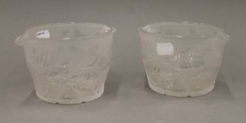 A pair of etched glass double lipped rinsers. Each 15.5 cm wide.