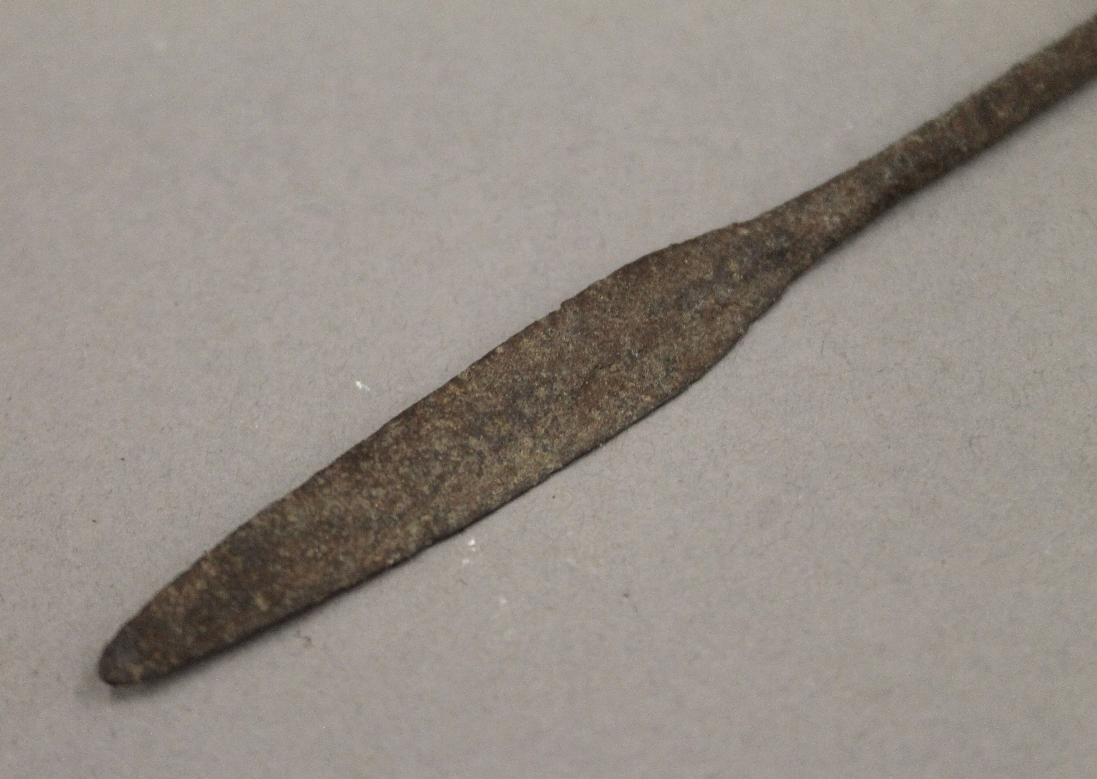 Two tribal spear heads. The largest 52 cm long. - Image 7 of 8