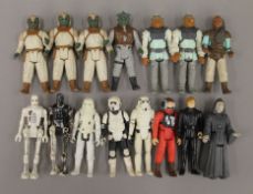 A quantity of vintage Star Wars figures.