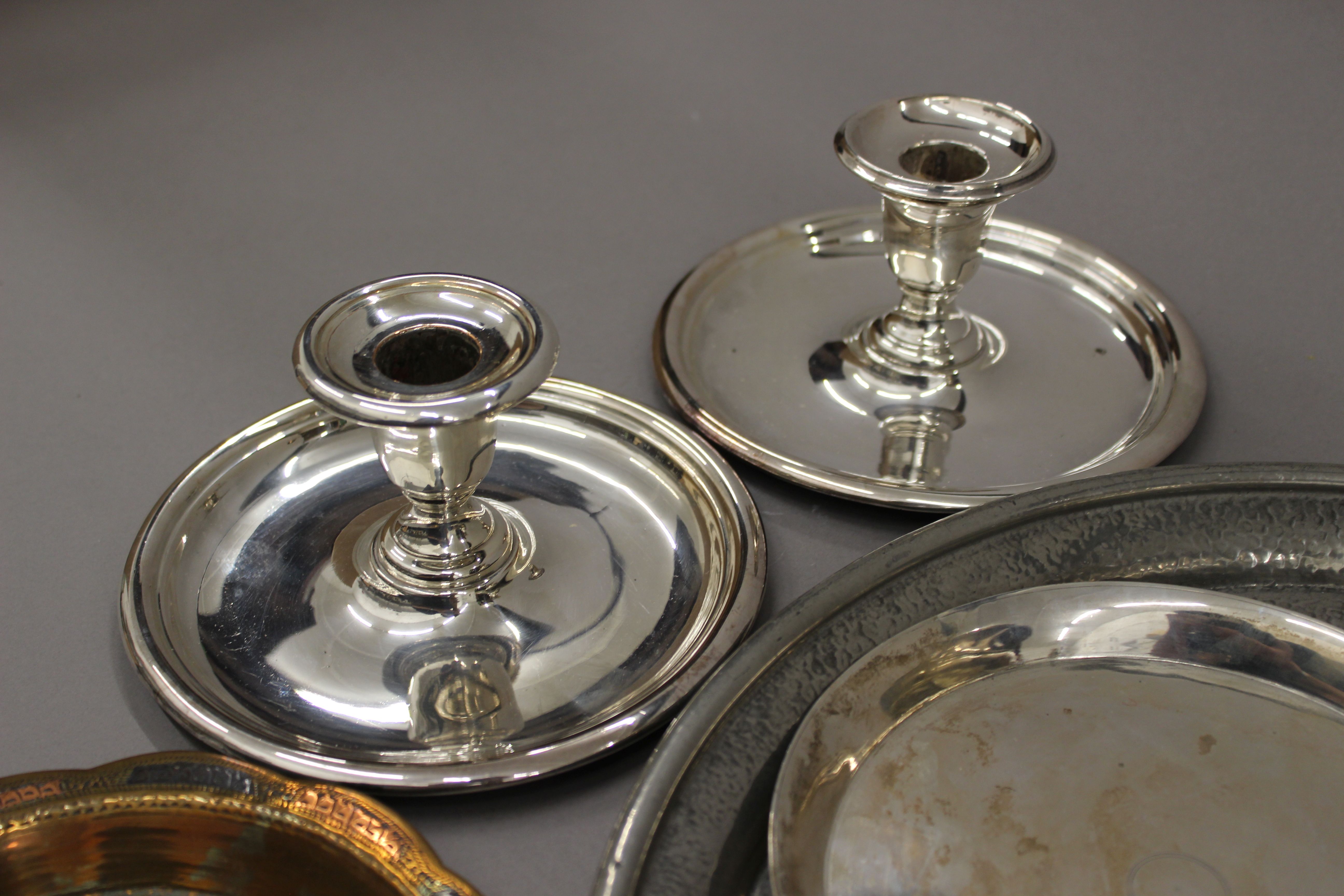 A quantity of various silver plate and metalware. - Bild 5 aus 8