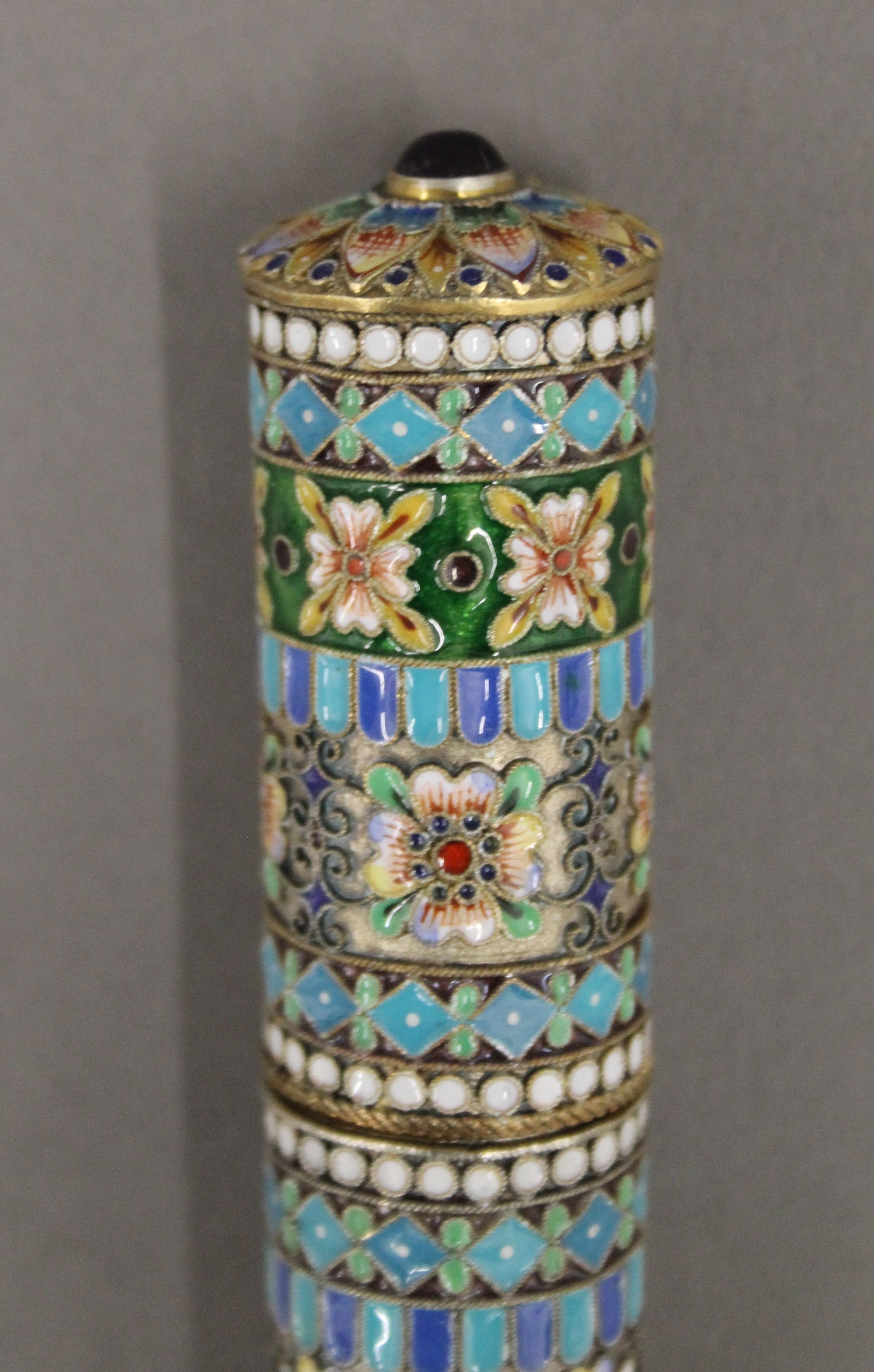 An enamelled decorated silver gilt cigar holder, bearing Russian marks. 19 cm long. - Image 2 of 5