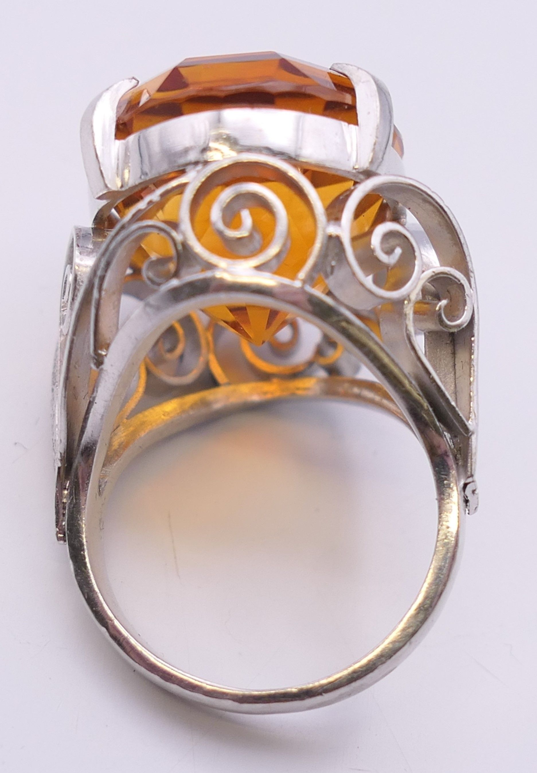 A platinum Madeira citrine ring. Citrine 2.5 cm x 1.5 cm. Ring size N/O. 20.8 grammes total weight. - Image 7 of 8