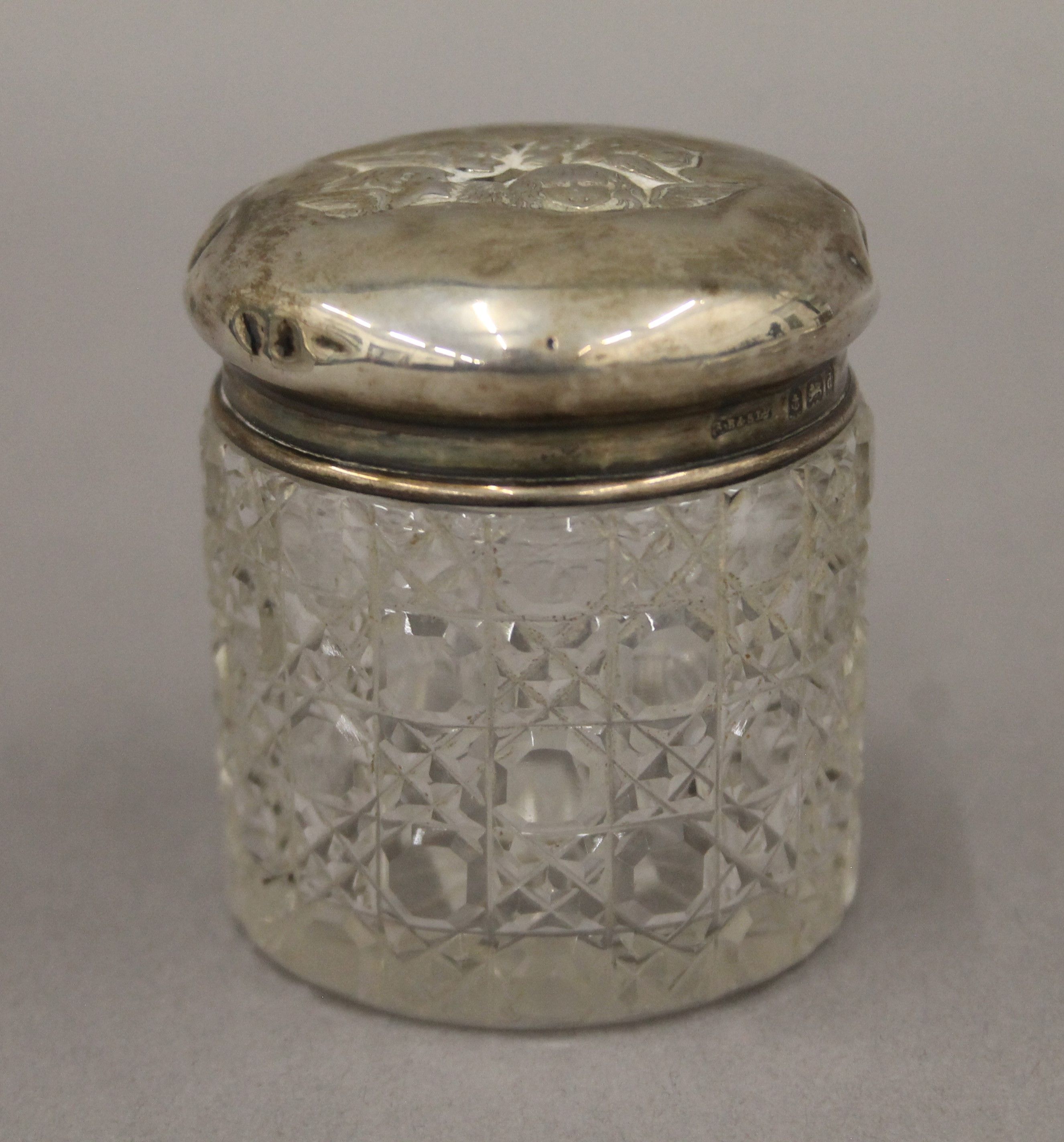 Five silver topped dressing table jars. The largest 9 cm long. - Image 3 of 19