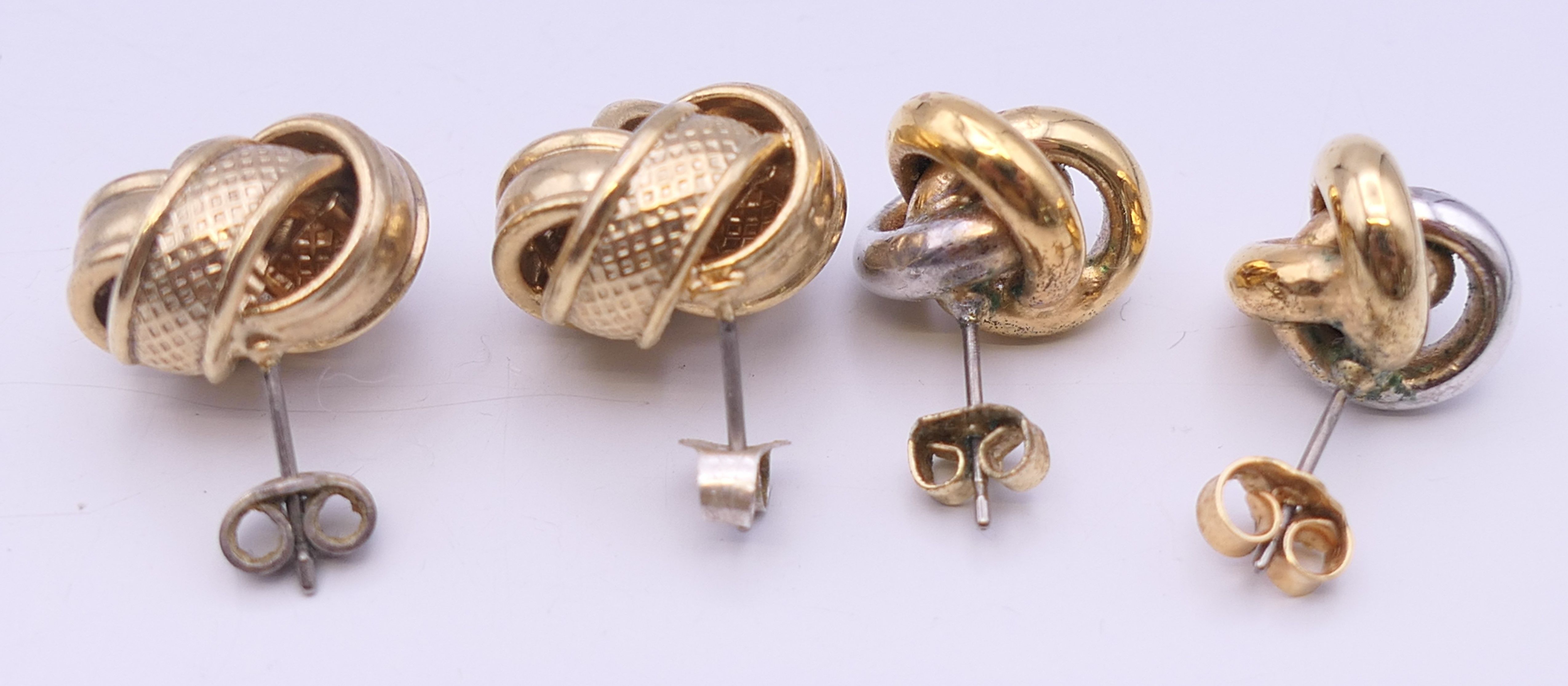 A pair of 18 ct gold knot form earrings, - Image 7 of 9
