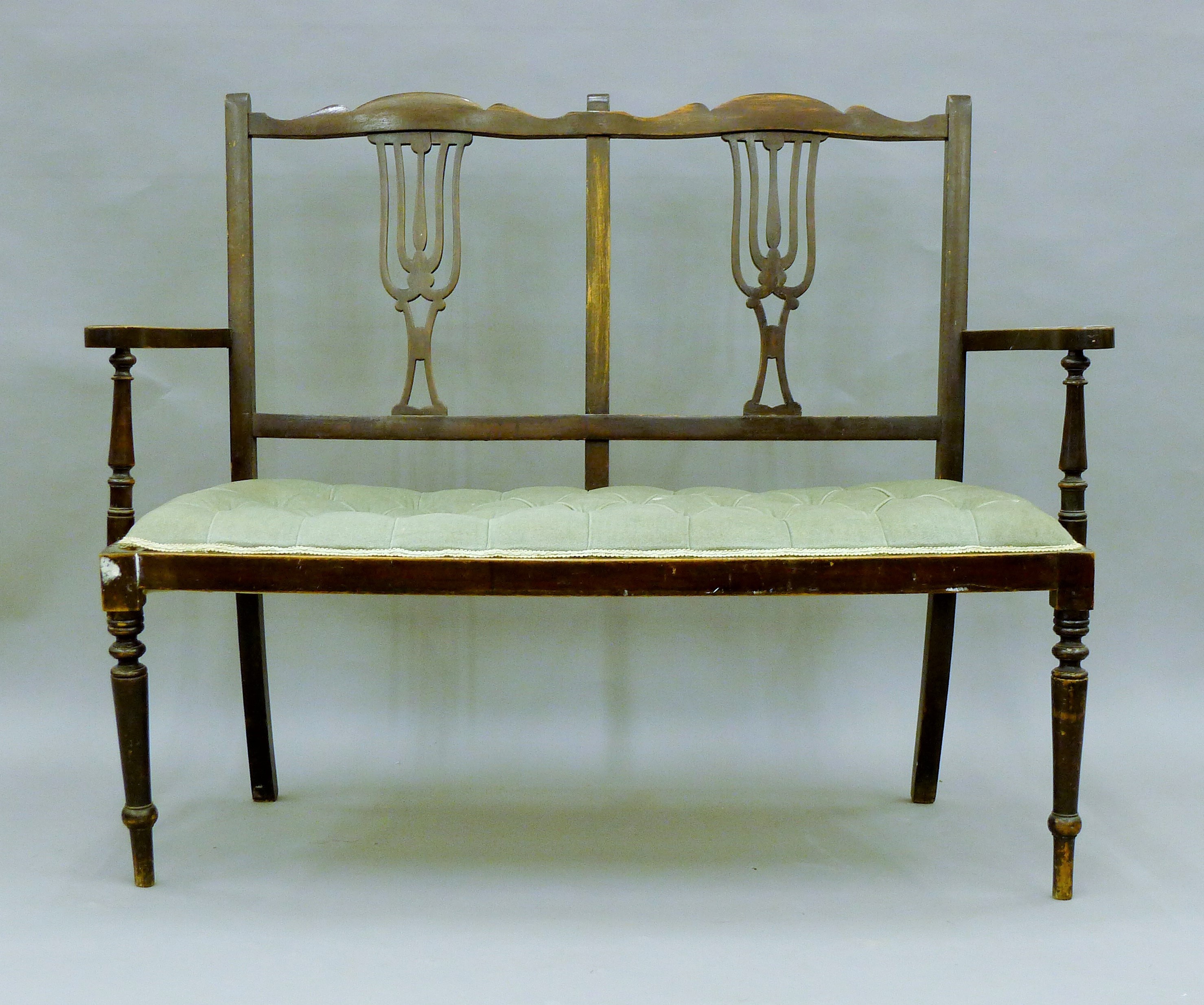 An Edwardian salon settee, a quantity of various chairs and an oak gramophone cabinet. - Bild 2 aus 5