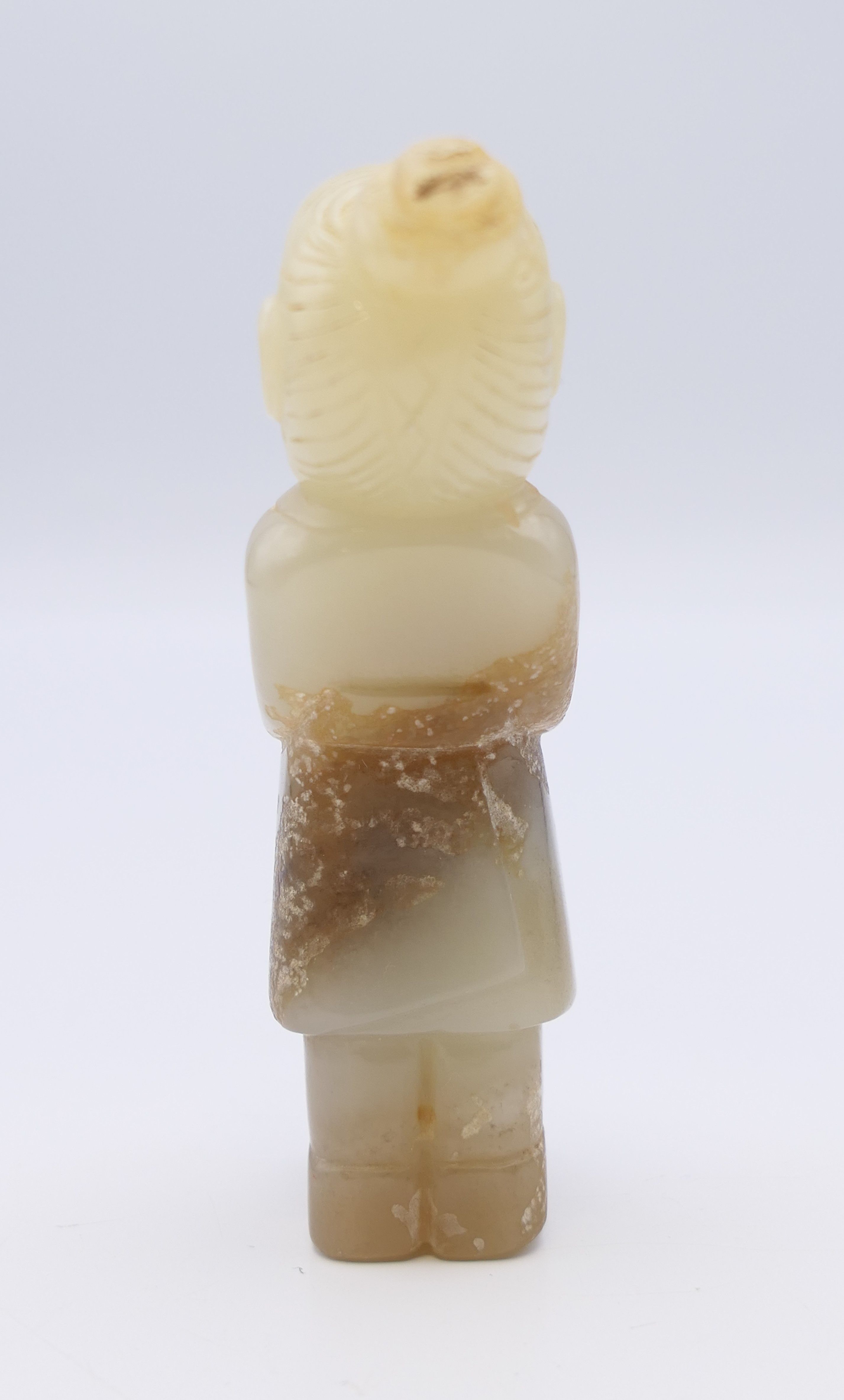 A Chinese jade standing male figure, hands clasped at waist, Han Dynasty. 7 cm high. - Image 4 of 7