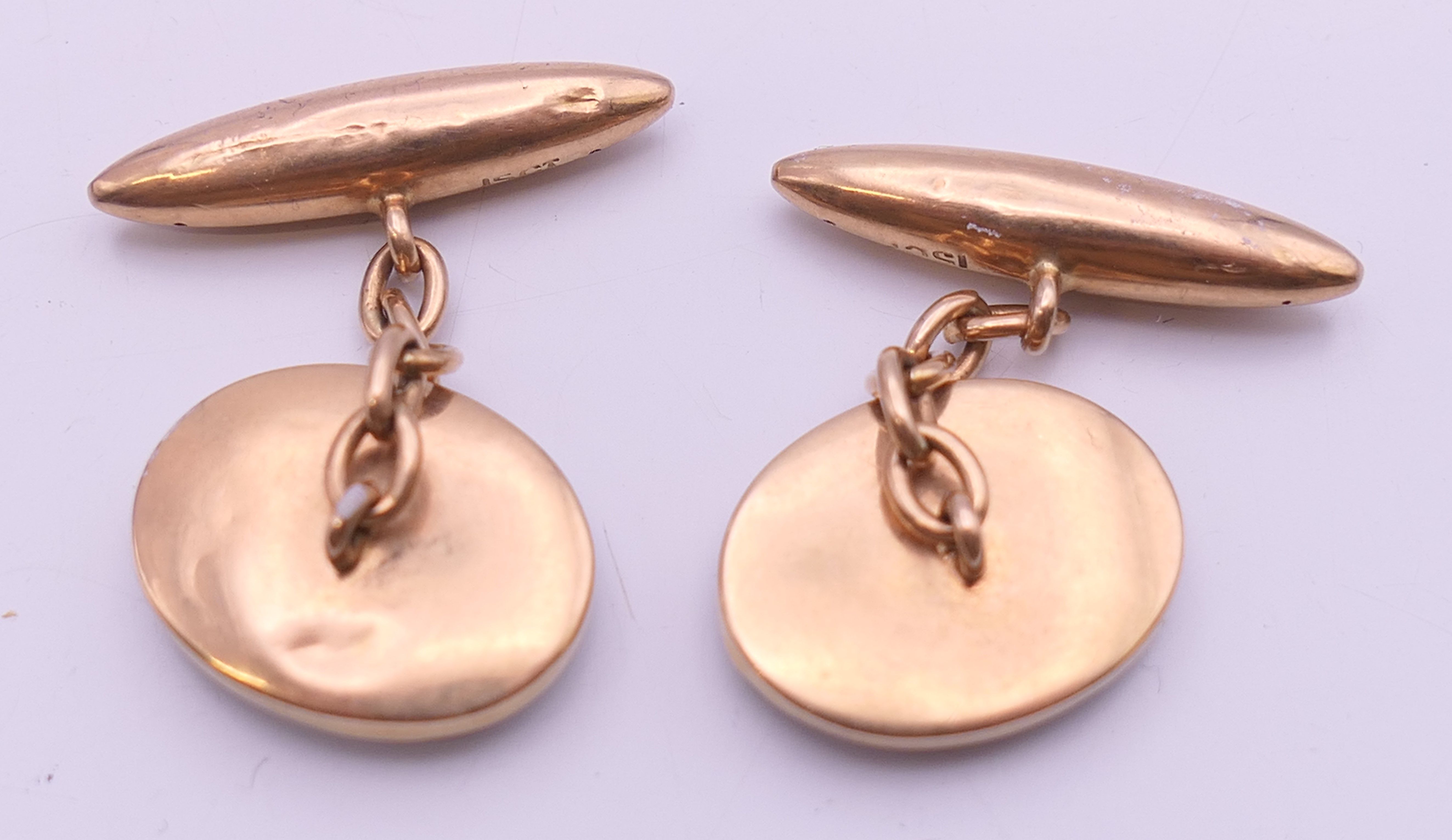 A pair of Victorian 15 ct gold cufflinks set with miniature portraits of children. - Image 2 of 7