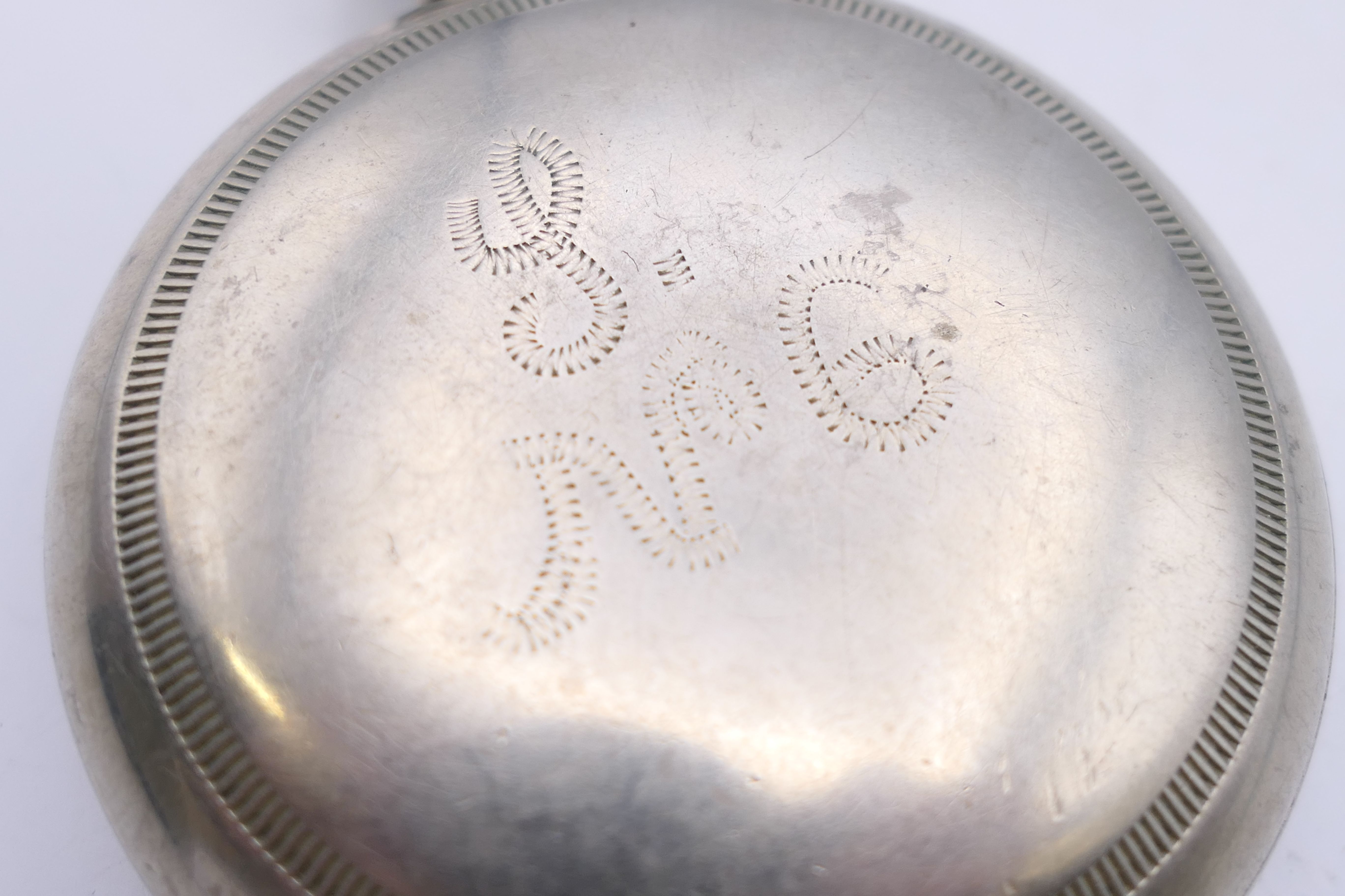 A Waltham pocket watch. 5.5 cm diameter. - Image 4 of 5