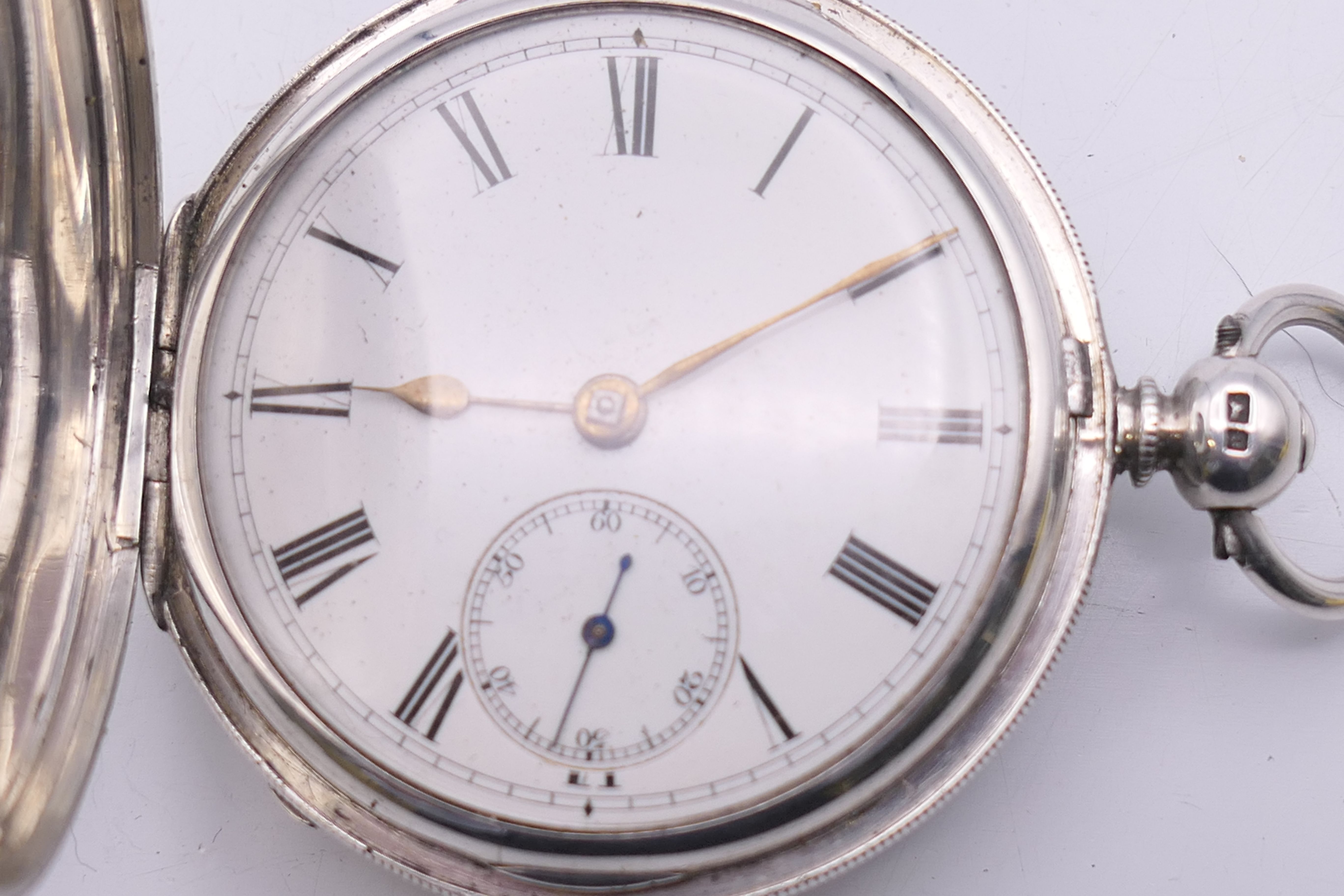A silver full hunter pocket watch, hallmarked for London 1881. 5 cm diameter. - Image 5 of 9