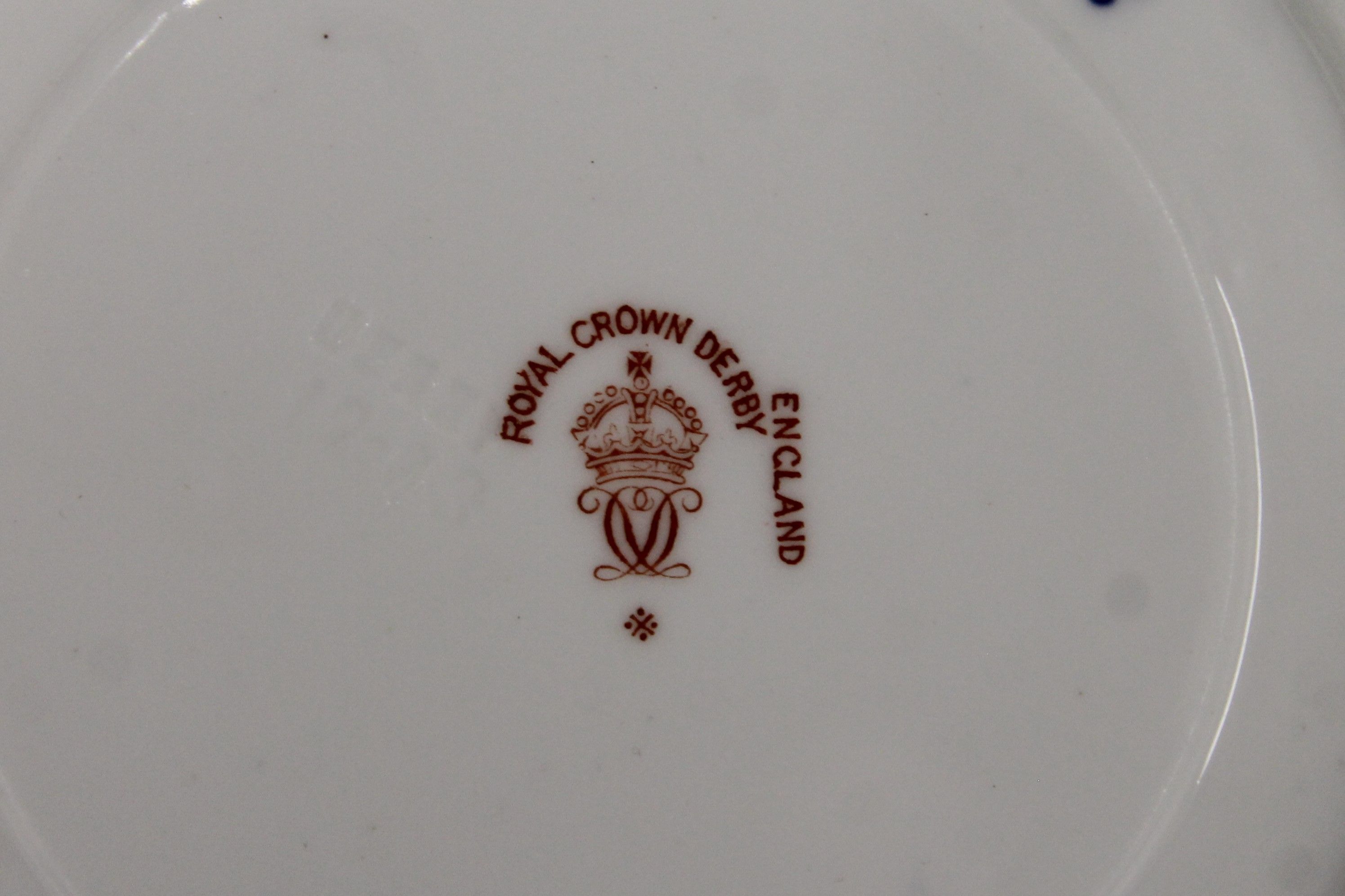 A quantity of Royal Crown Derby porcelain. The jug 8.5 cm high. - Bild 12 aus 19