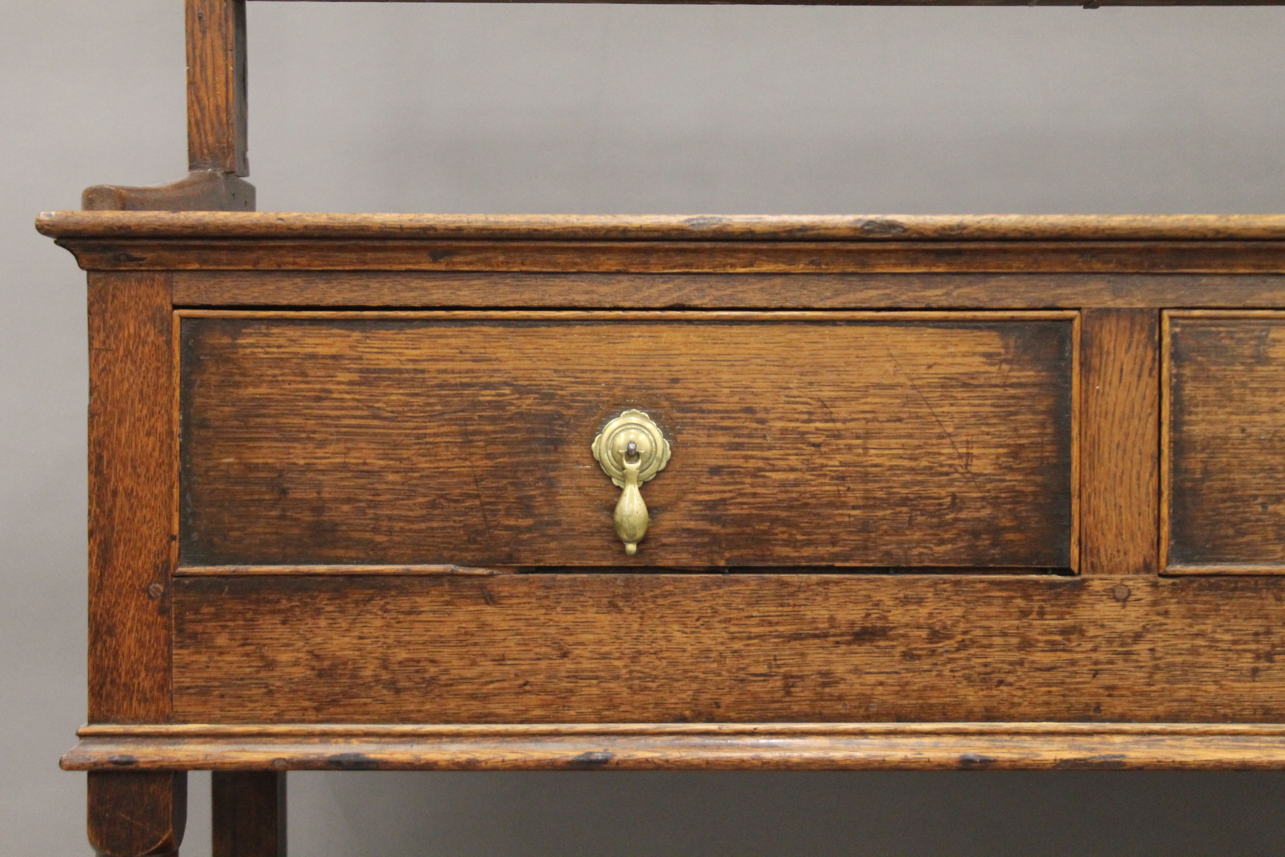 An 18th century oak dresser. 179 cm wide. - Image 4 of 9