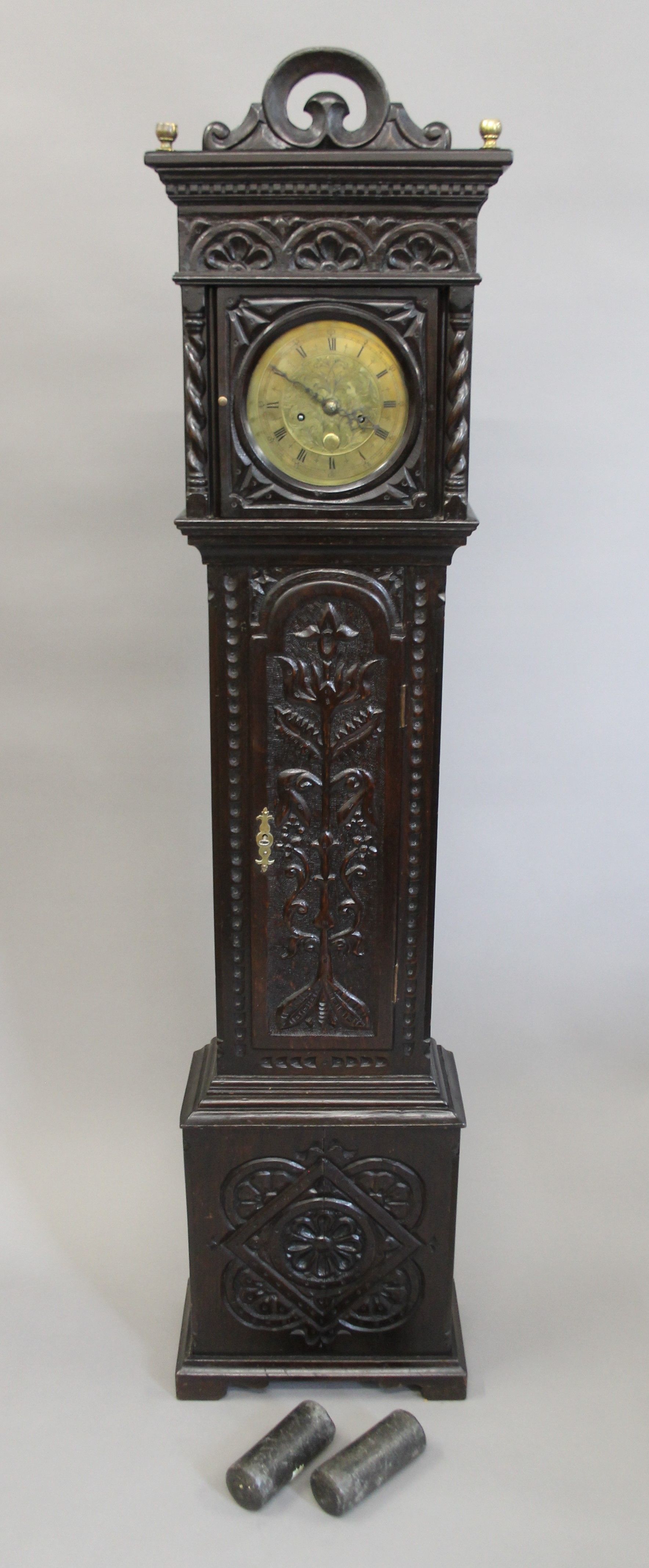 An 18th/19th century carved oak Grandmother clock with brass dial. 169 cm high. - Bild 5 aus 12