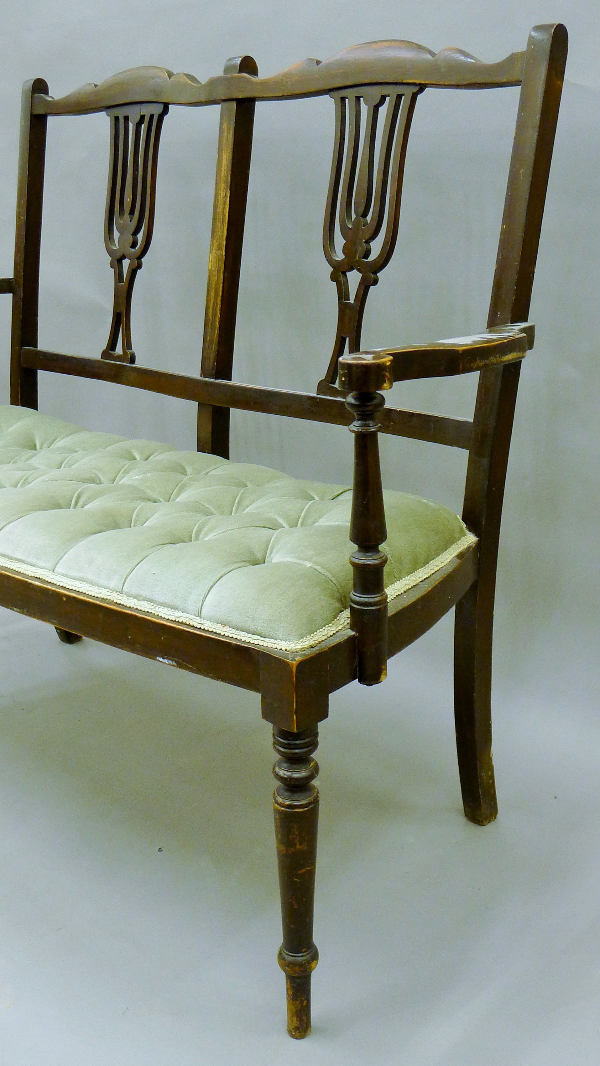 An Edwardian salon settee, a quantity of various chairs and an oak gramophone cabinet. - Bild 3 aus 5