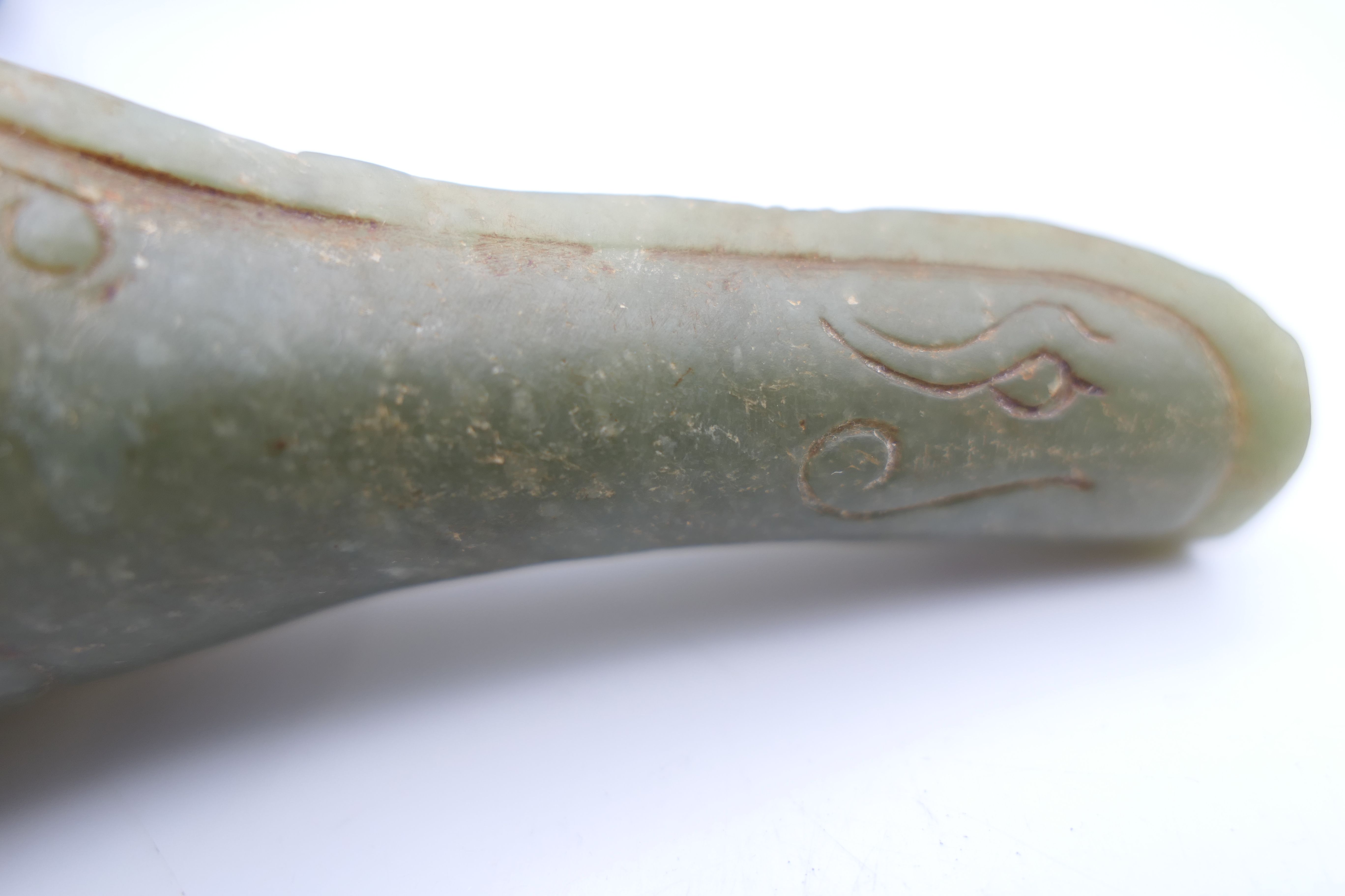 A Chinese green jade ceremonial wine cup, Eastern Han. 14 cm long. - Image 9 of 12