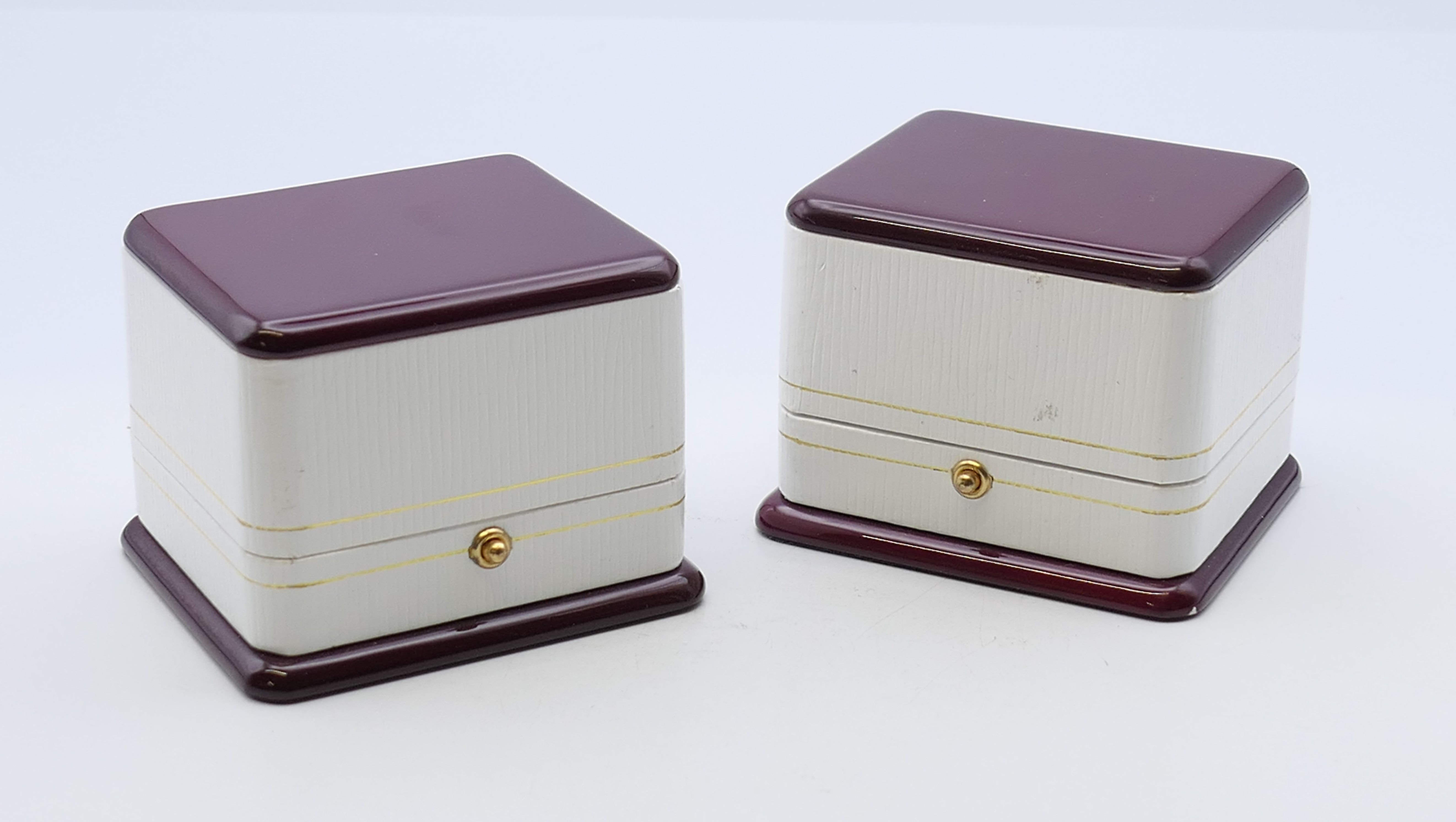 Two pairs of boxed Patek Philippe cufflinks, in Penrose of London boxes. - Image 11 of 11