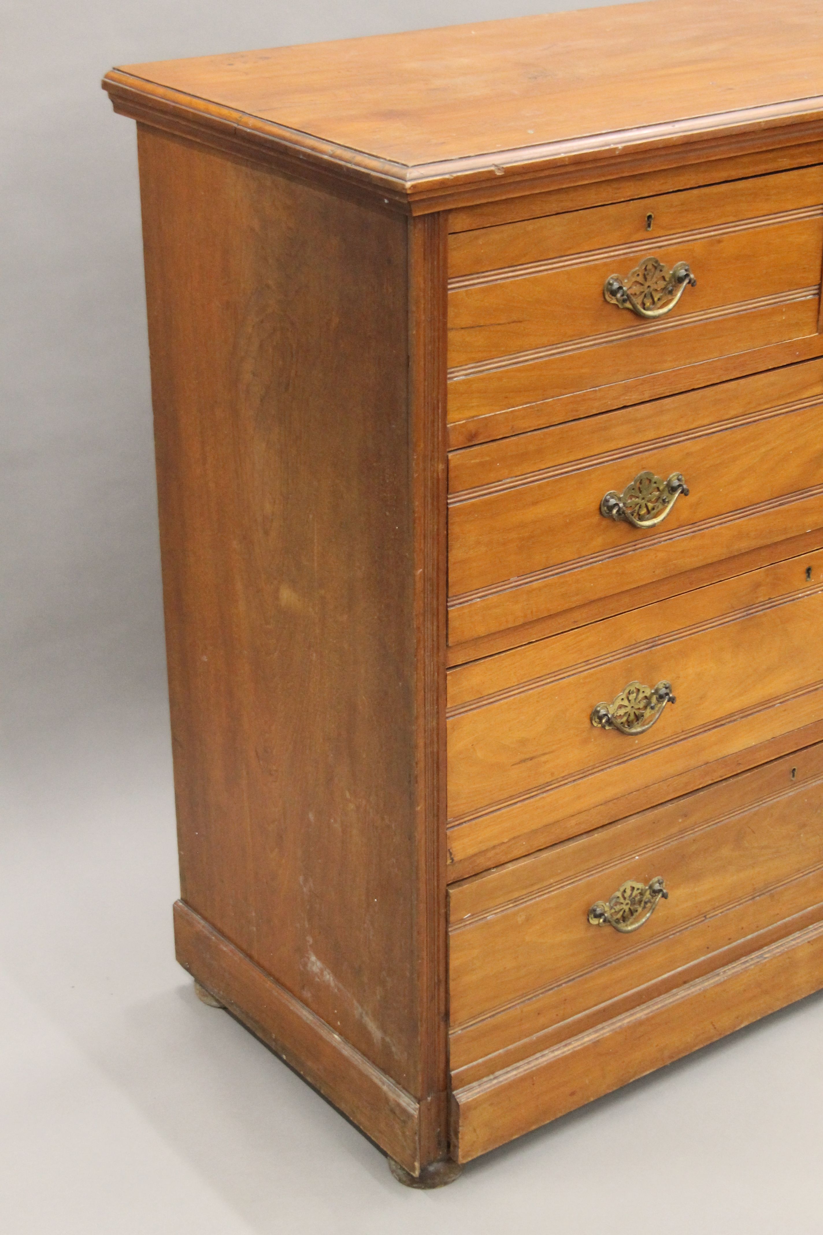 A Victorian walnut chest of drawers. 104.5 cm wide. - Image 2 of 8