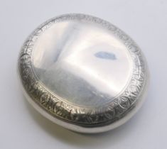 A silver snuff box, hallmarked for Birmingham 1863, maker's mark of Henry Aston. 7.5 cm x 6.5 cm.