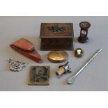 A quantity of miscellaneous items, including a silver dollar snuffbox, etc.