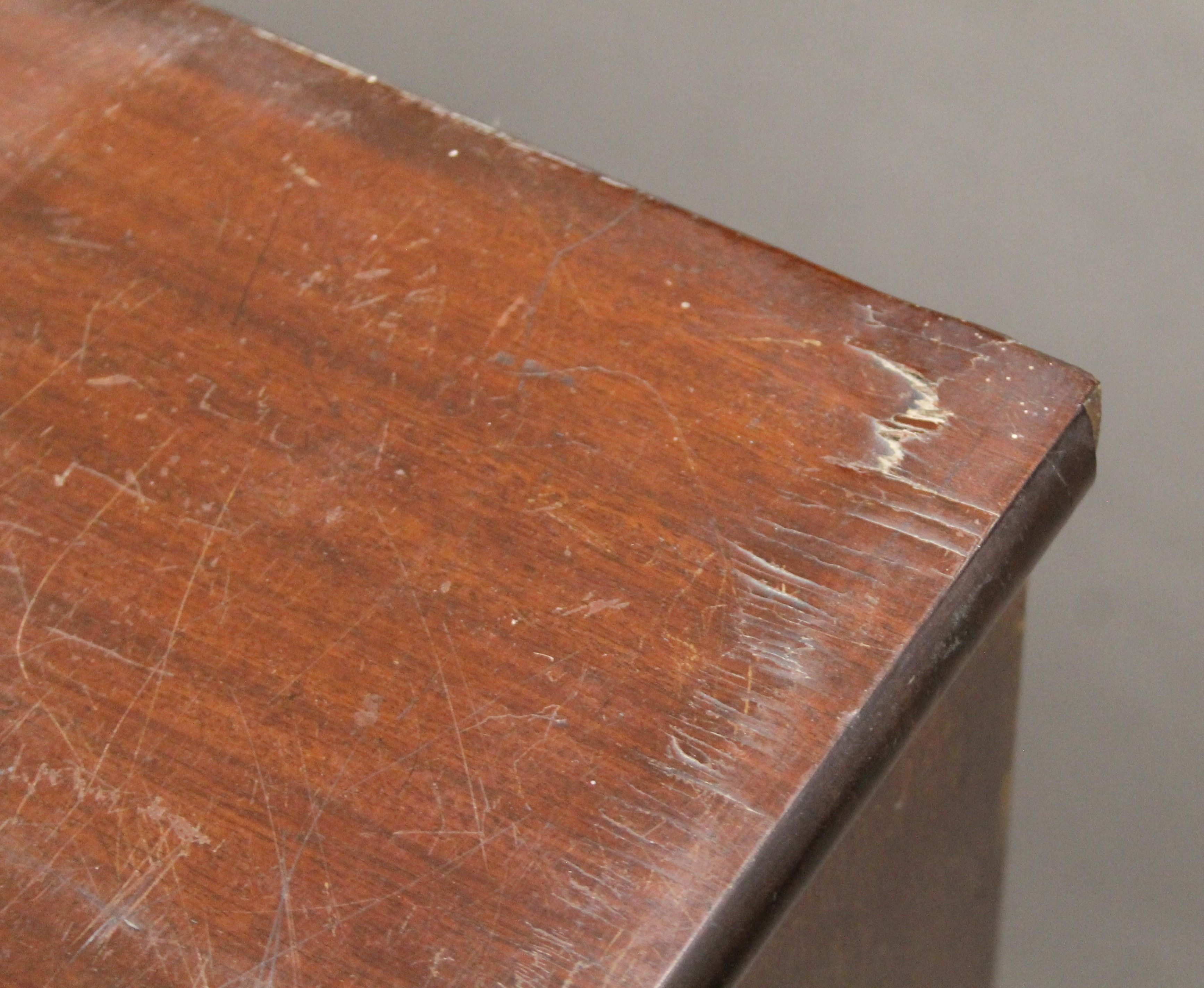 A 19th century mahogany chest of drawers. 104 cm wide. - Image 4 of 12