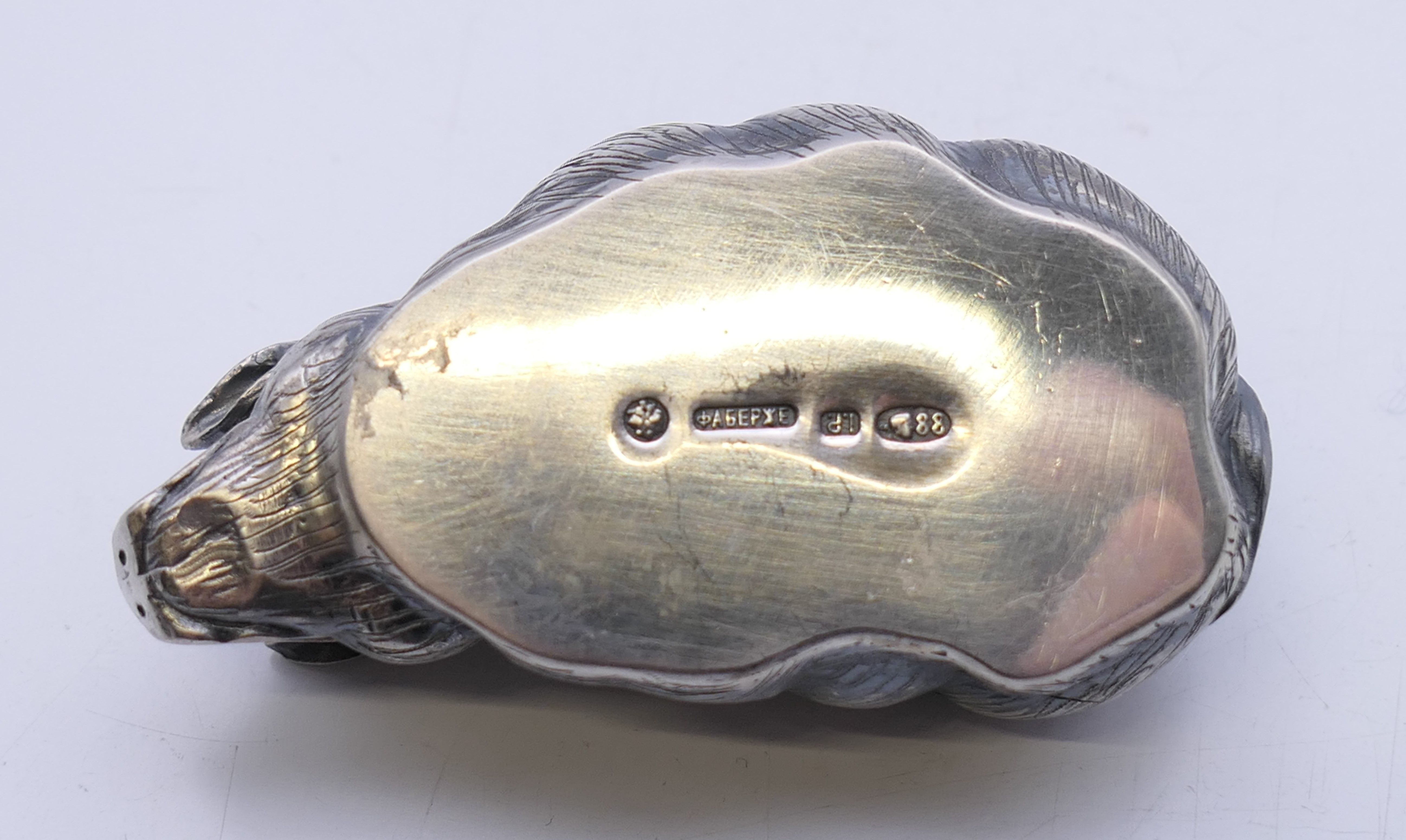 A silver model of a pig, bearing Russian marks. 6 cm long. 29.9 grammes total weight. - Image 4 of 4