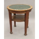 An early 20th century oak pub table. 67 cm diameter.