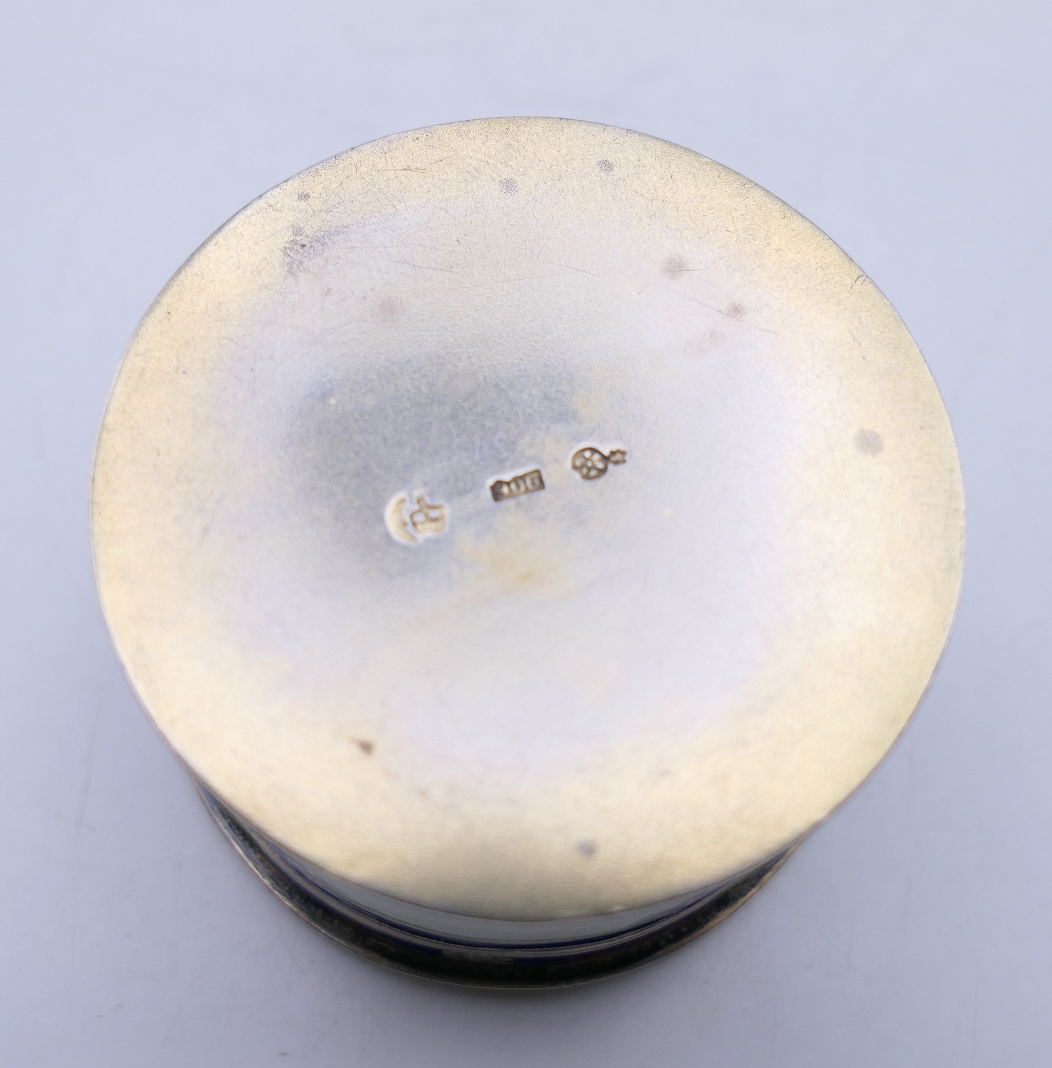 A Continental 800 silver and enamel pill box, the lid decorated with a courting couple. 4. - Image 6 of 8